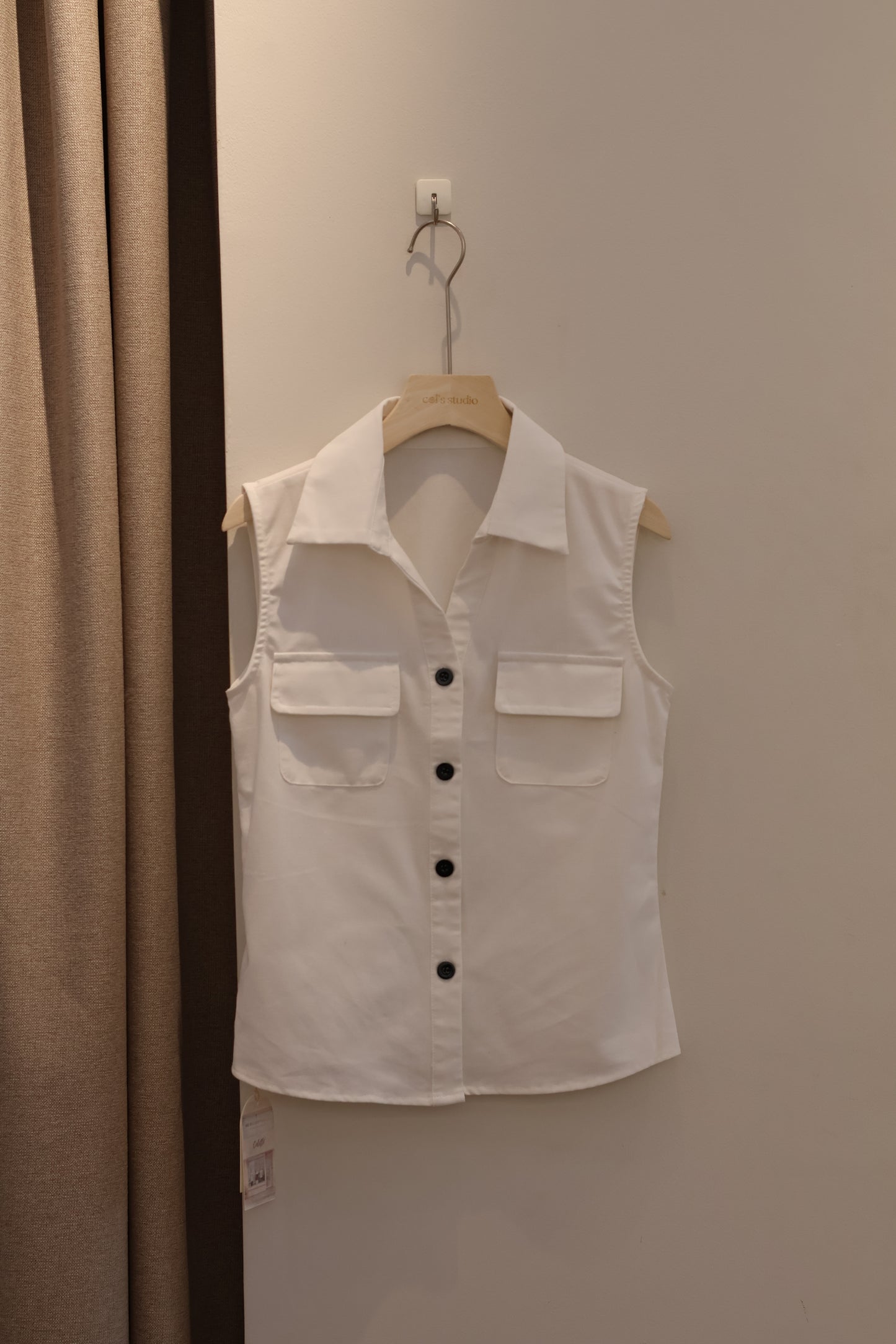LINEN BUTTONS VEST