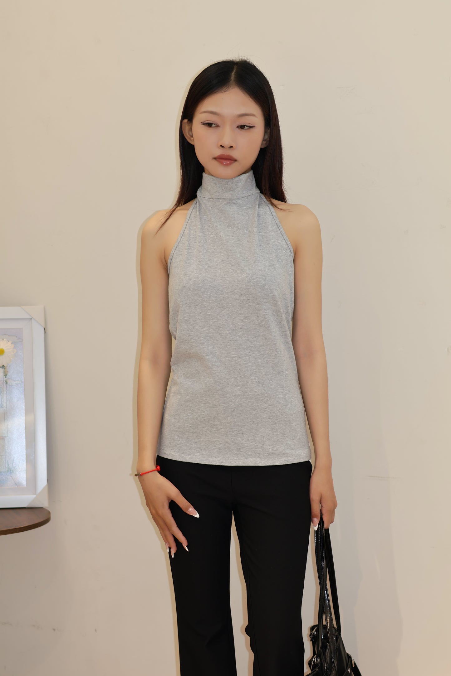 GRAY TURTLE NECK SLEEVELESS TOP