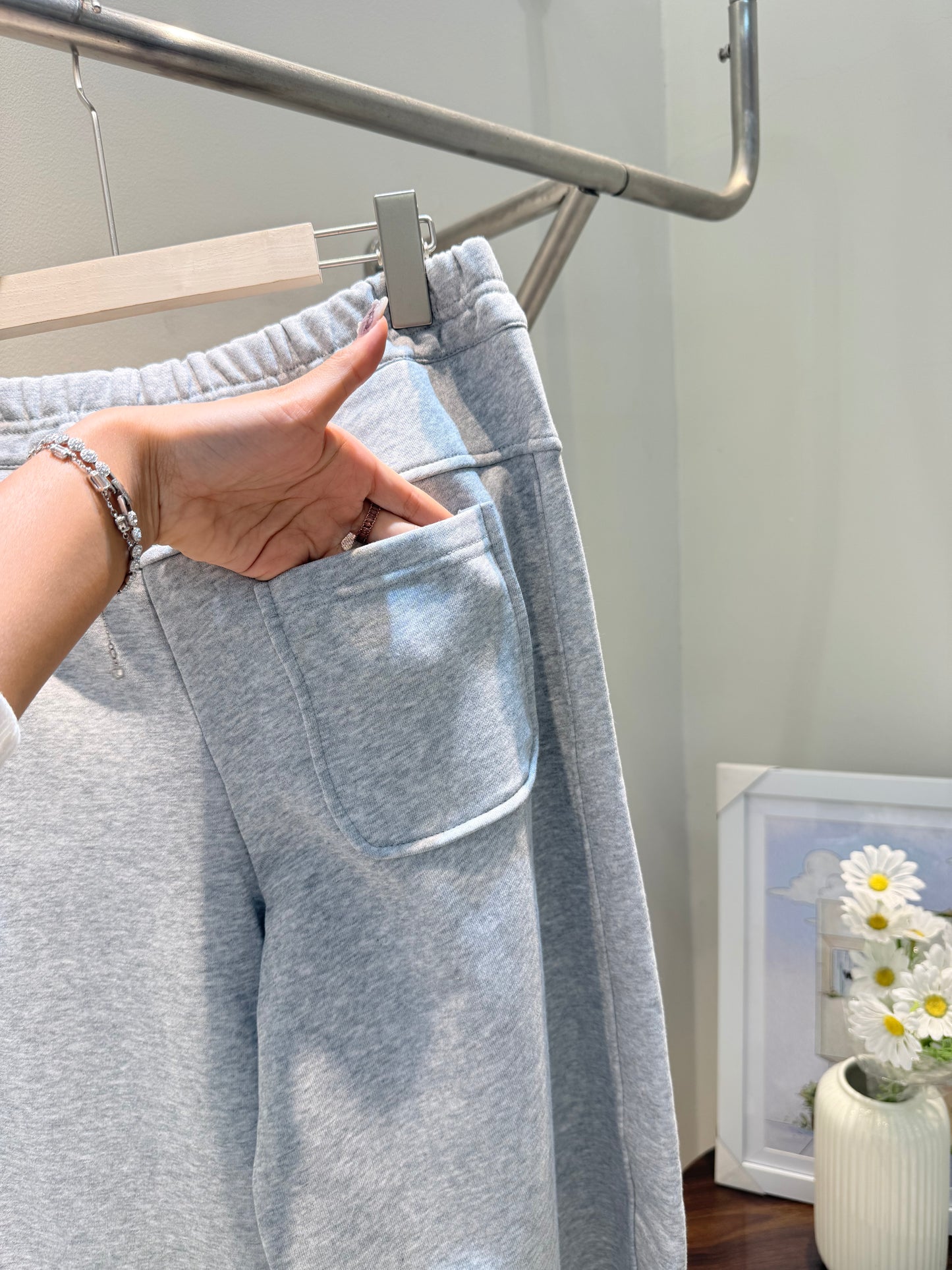 Baggy gray comfy sweatpants