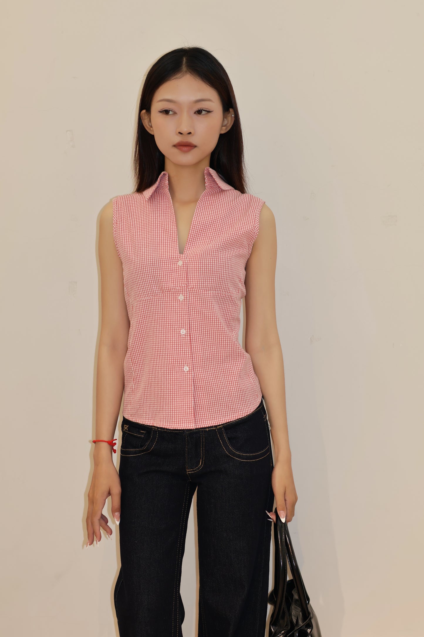 RED GINGHAM SLEEVELESS BLOUSE