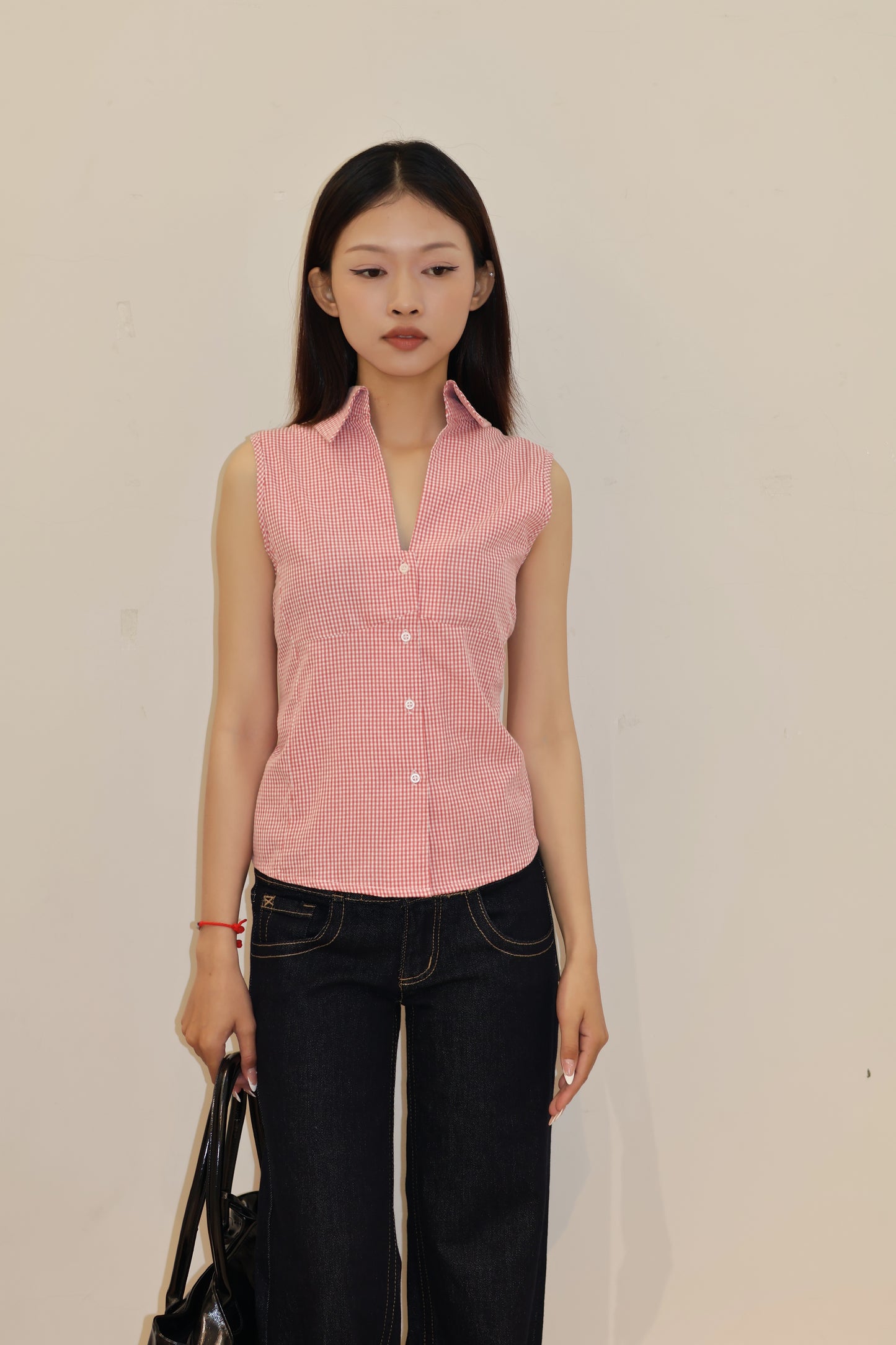 RED GINGHAM SLEEVELESS BLOUSE