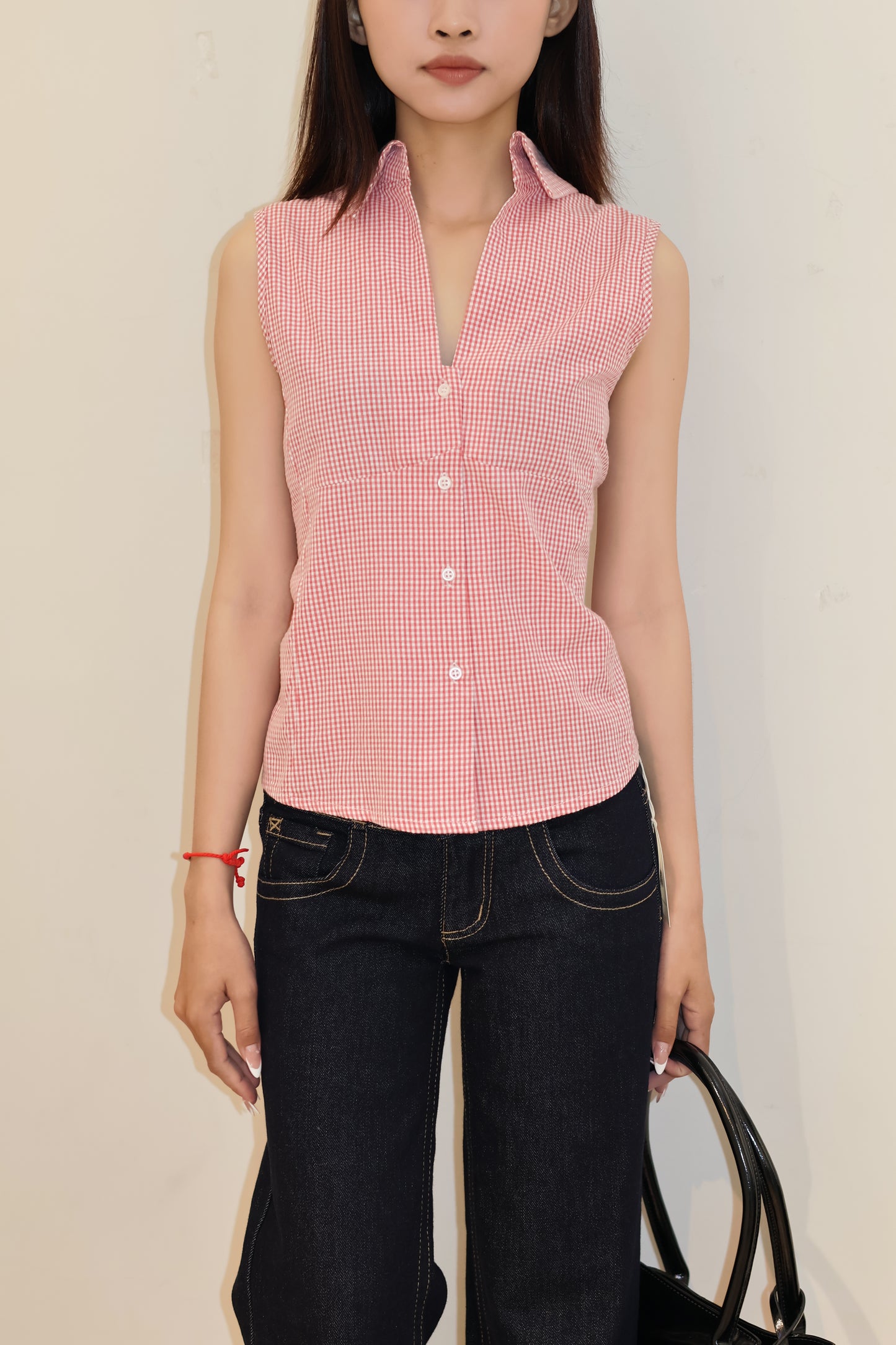 RED GINGHAM SLEEVELESS BLOUSE