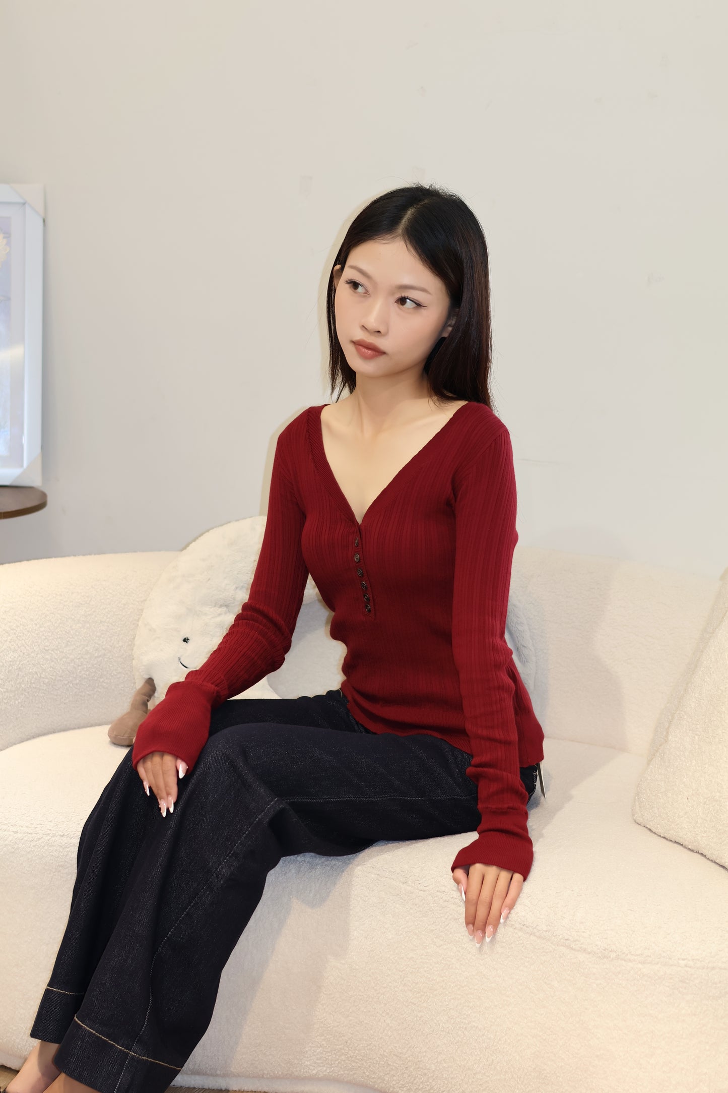 RED V NECK LONG SLEEVE TOP