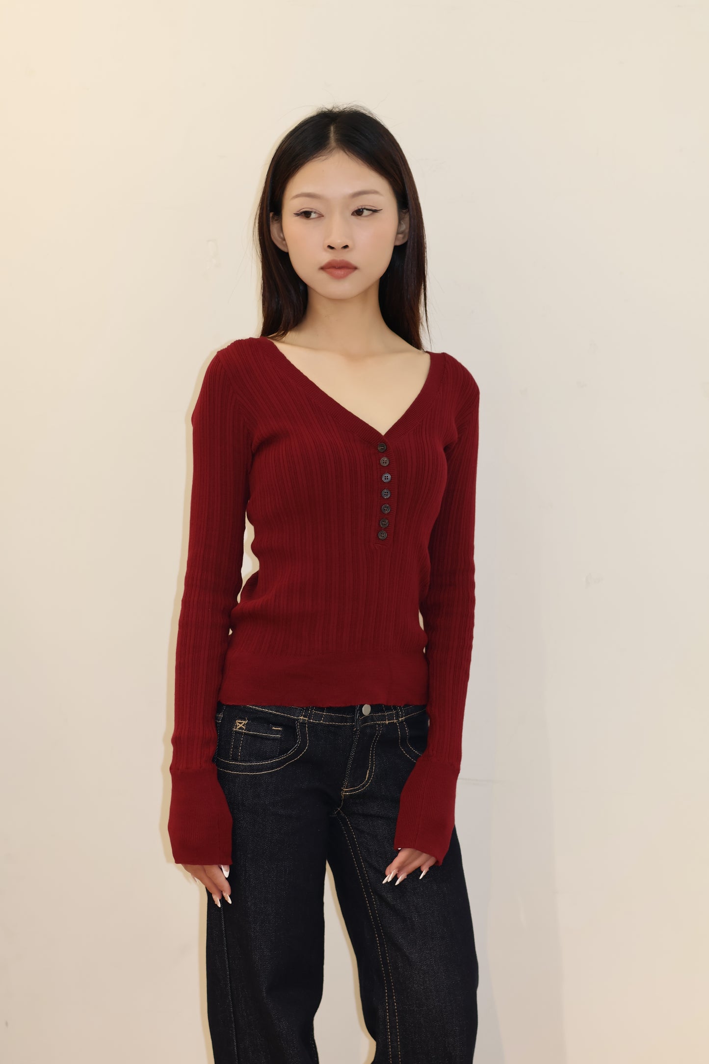 RED V NECK LONG SLEEVE TOP