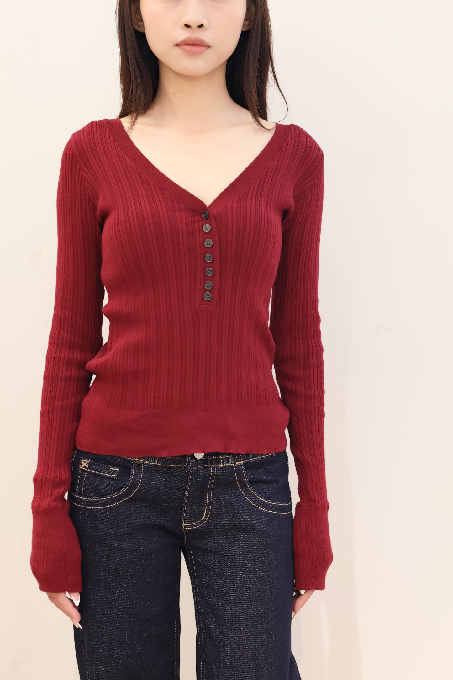 RED V NECK LONG SLEEVE TOP