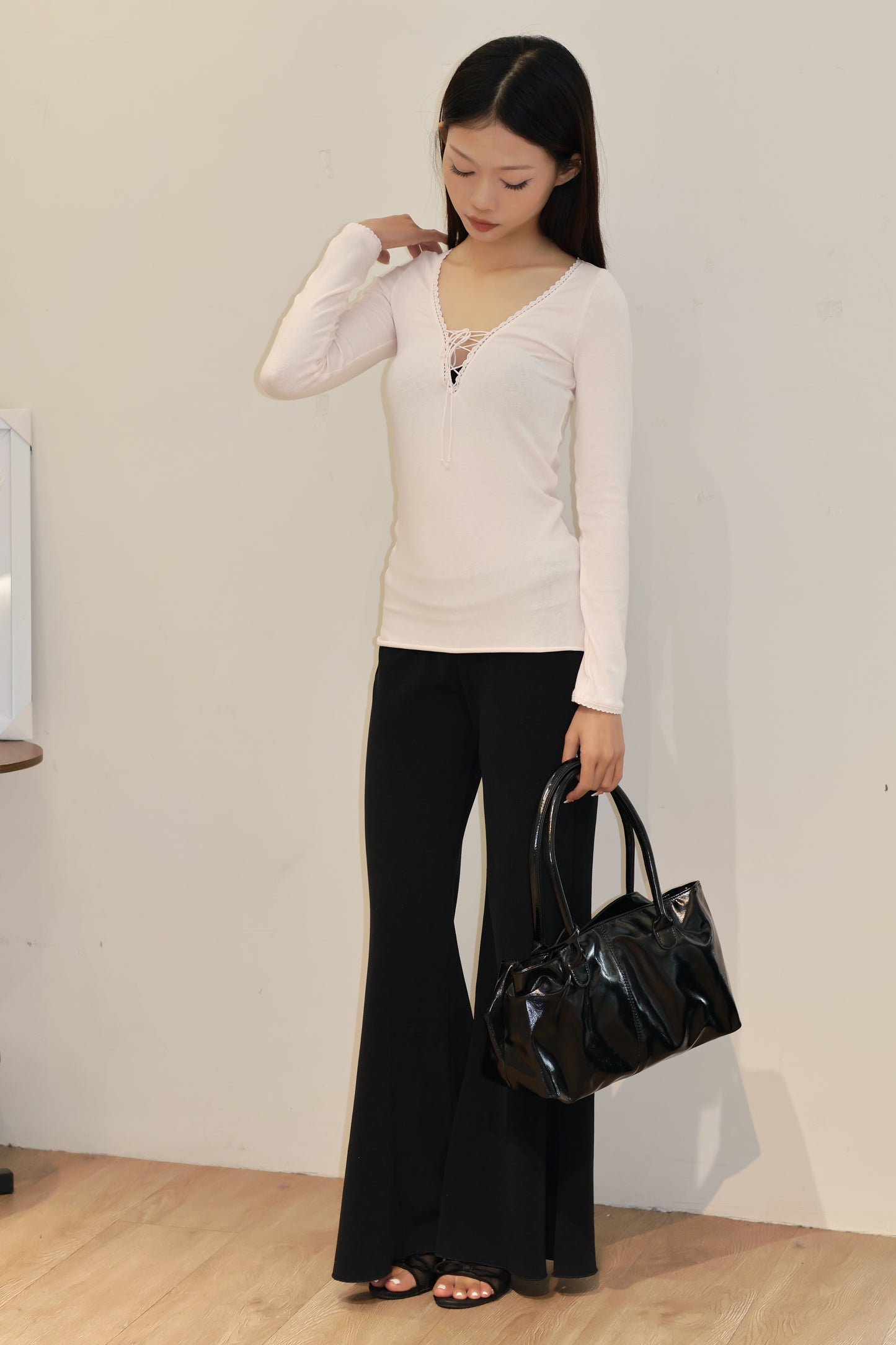 LACE TIED V NECK LONG SLEEVE PINK
