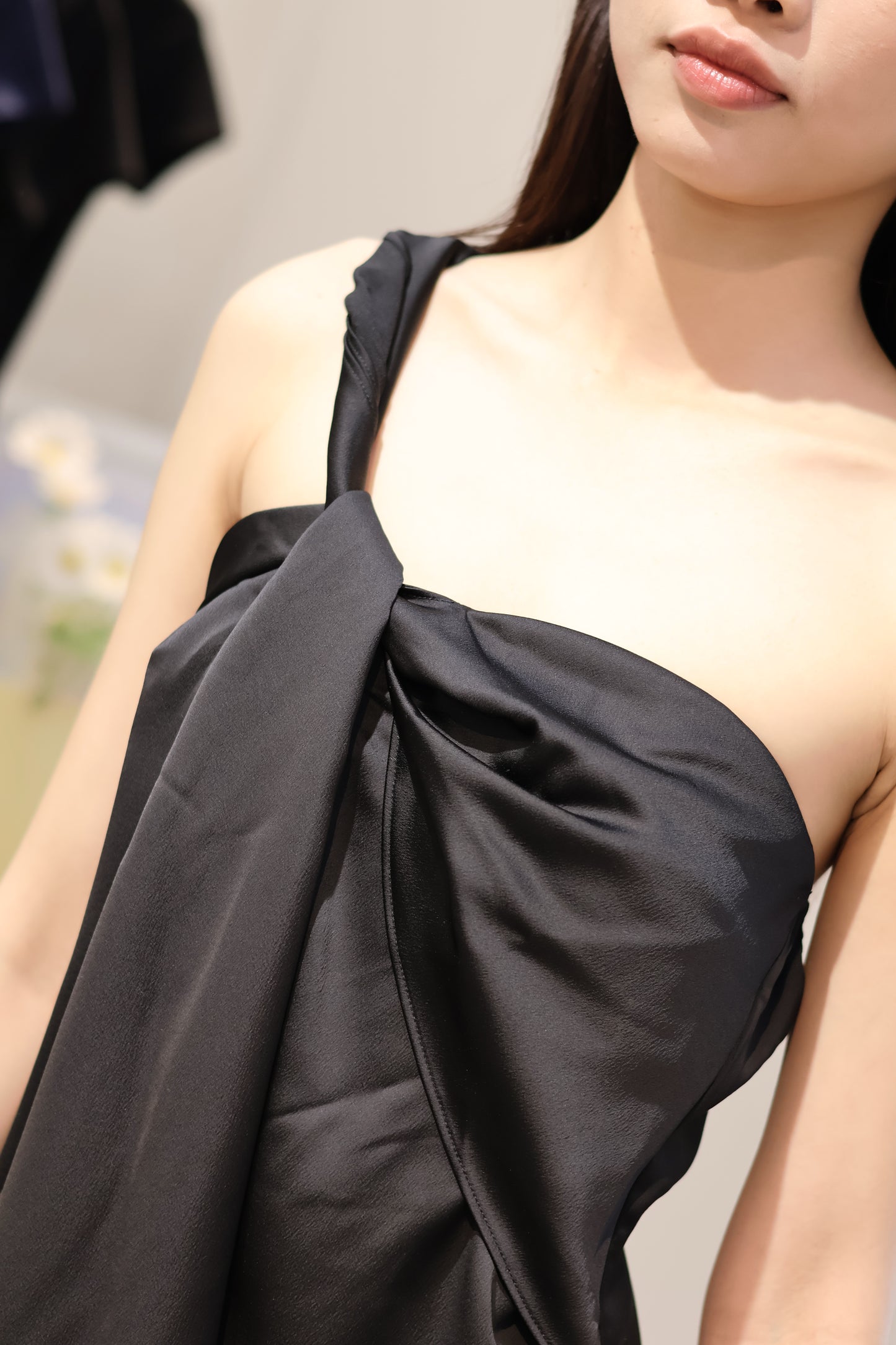ASYM SATIN FLOWY TOP