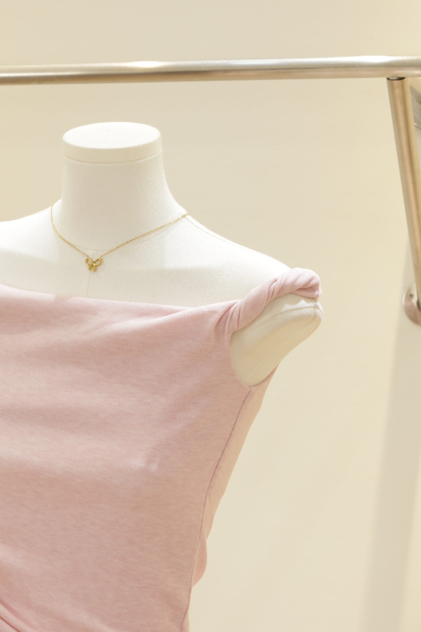 PASTEL OFF SHOULDER TOP