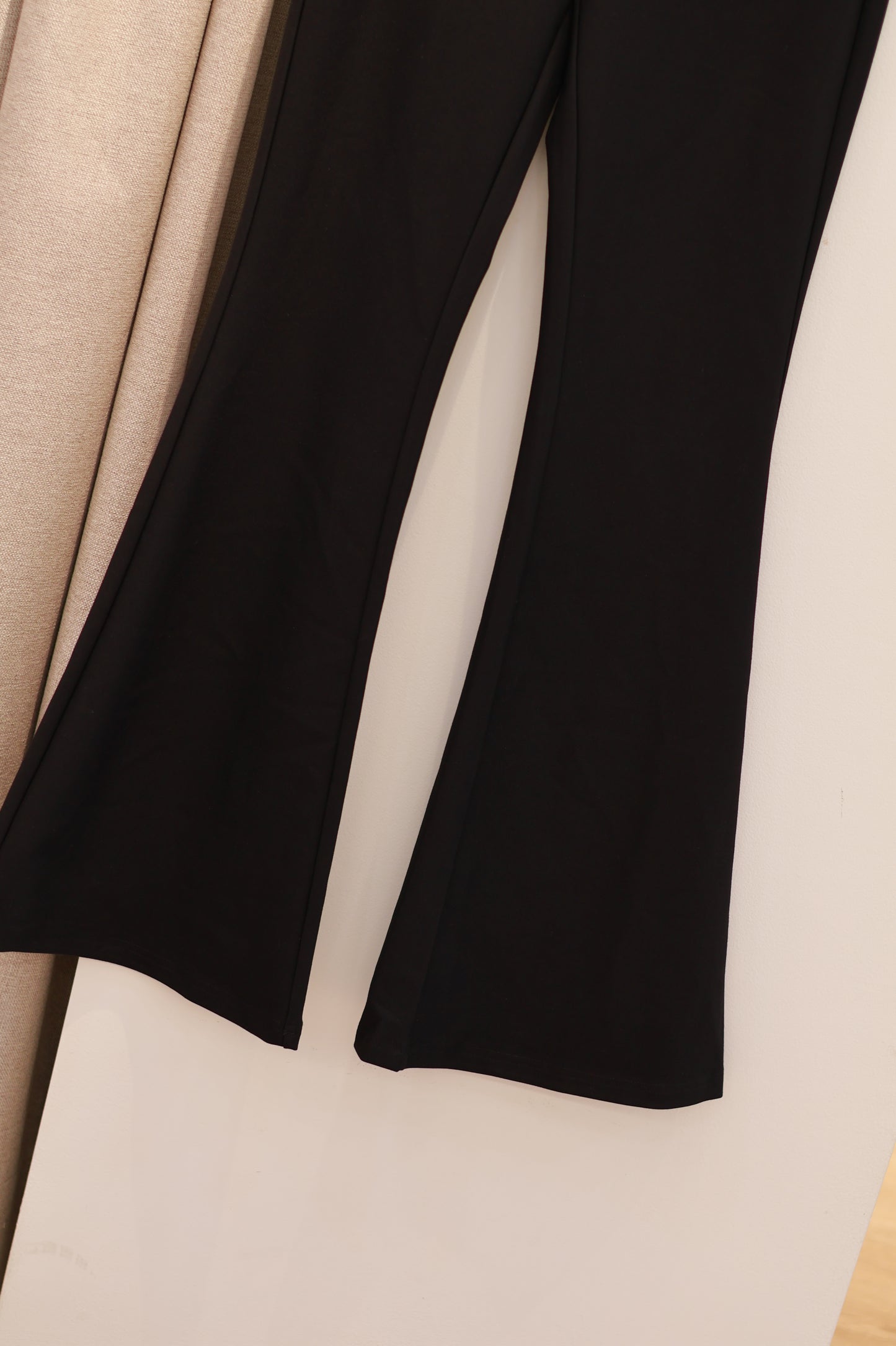BASIC MUST HAVE FLARED BOTTOMS