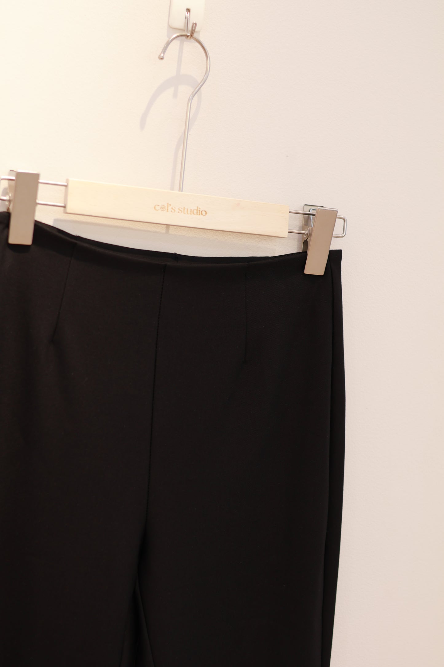 BASIC MUST HAVE FLARED BOTTOMS