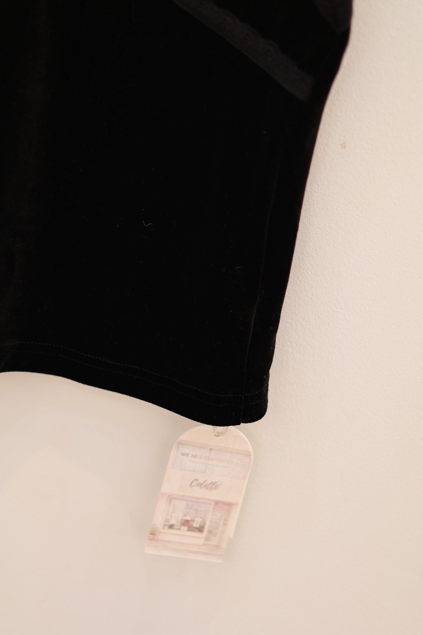 Square neck buttons tank top