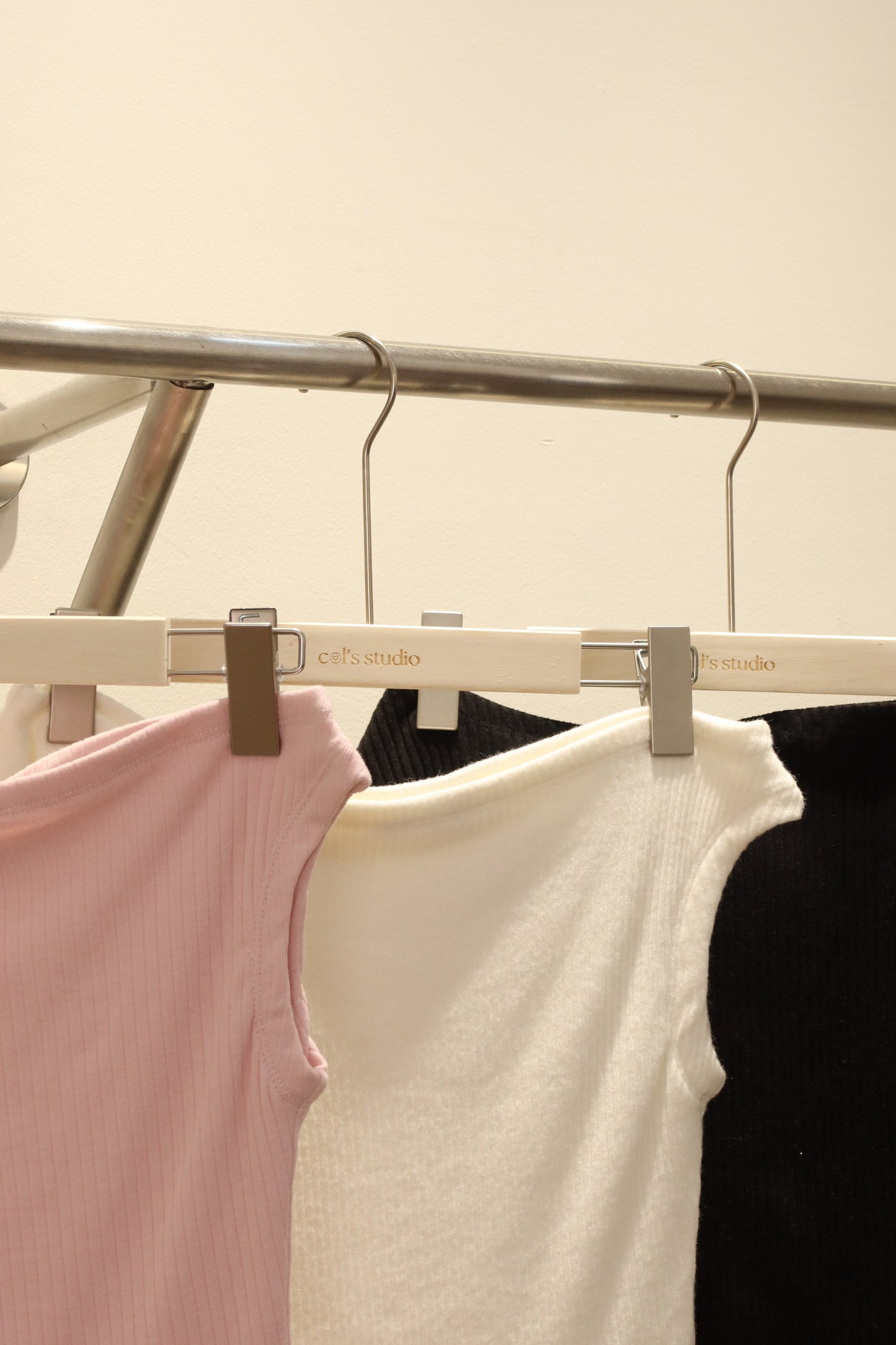 One shoulder top