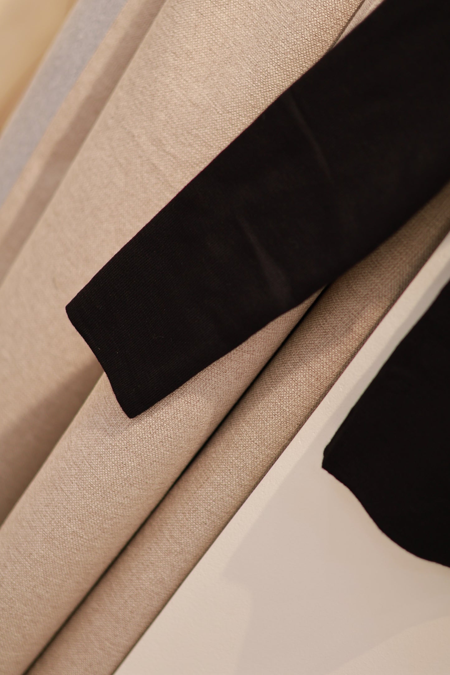 BLACK BUTTONED OUTERWEAR