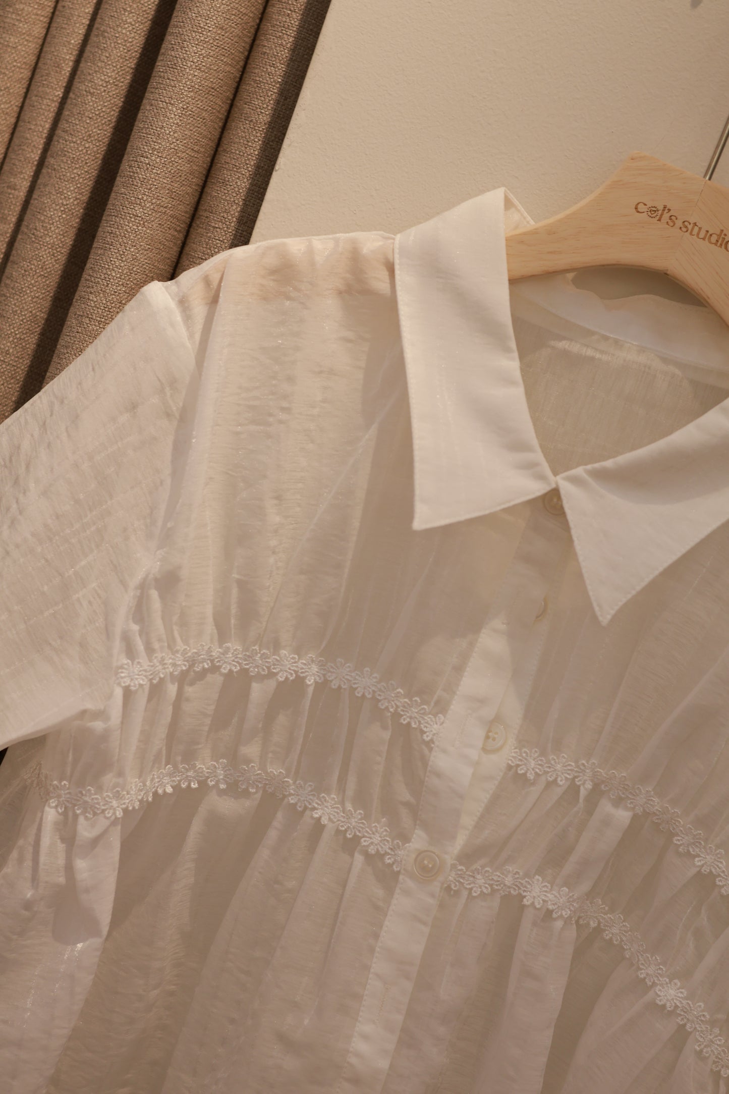 THIN Short sleeve flowy blouse