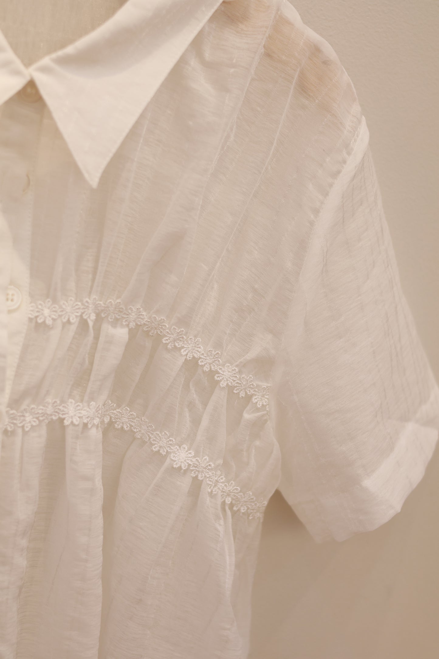 THIN Short sleeve flowy blouse