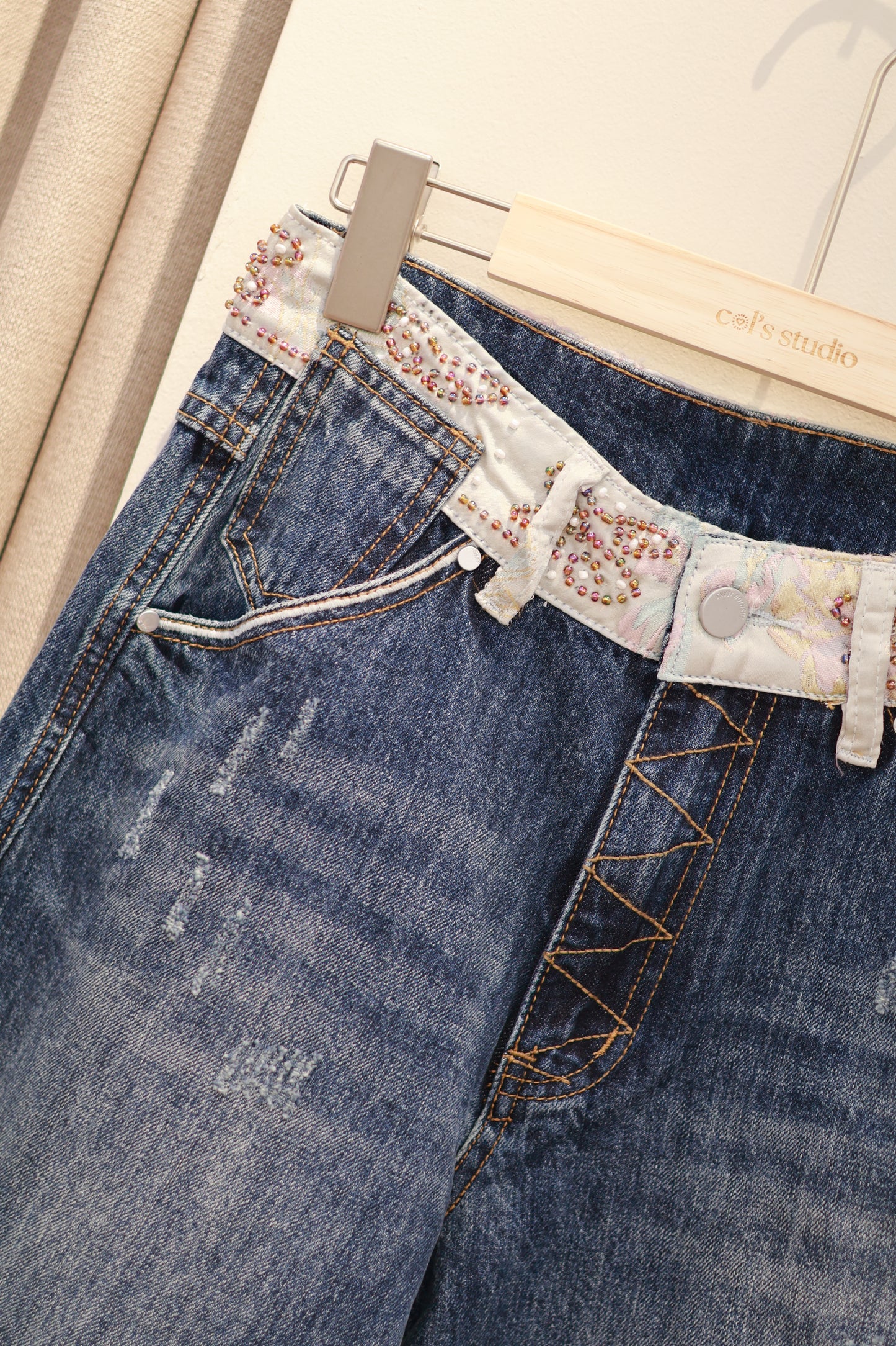 BUTTERFLY EMBROIDERED WAIST DEISGN DENIM JEANS