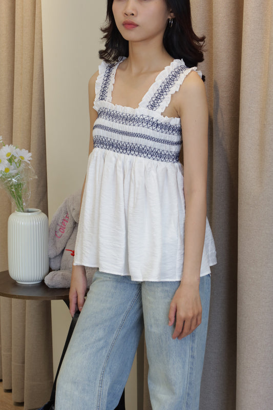 Zigzag design flowy top