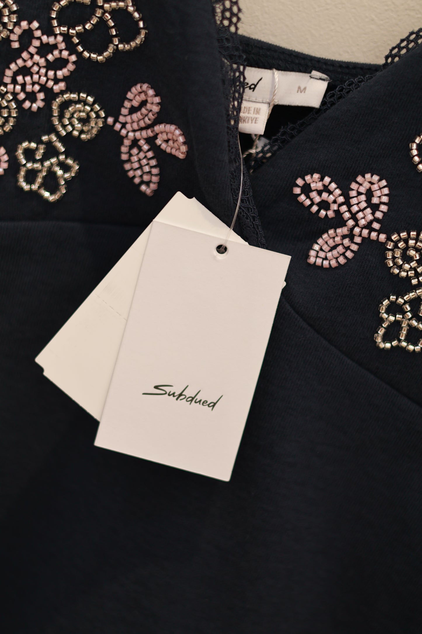 SUBDUED BEADS TANK TOP