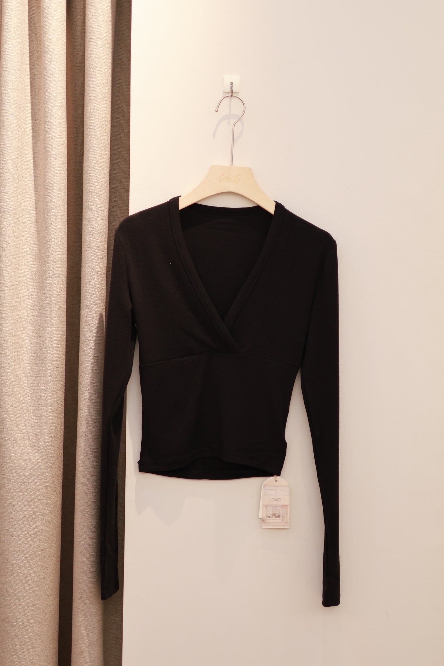 BASIC V NECK LONG SLEEVE TOP