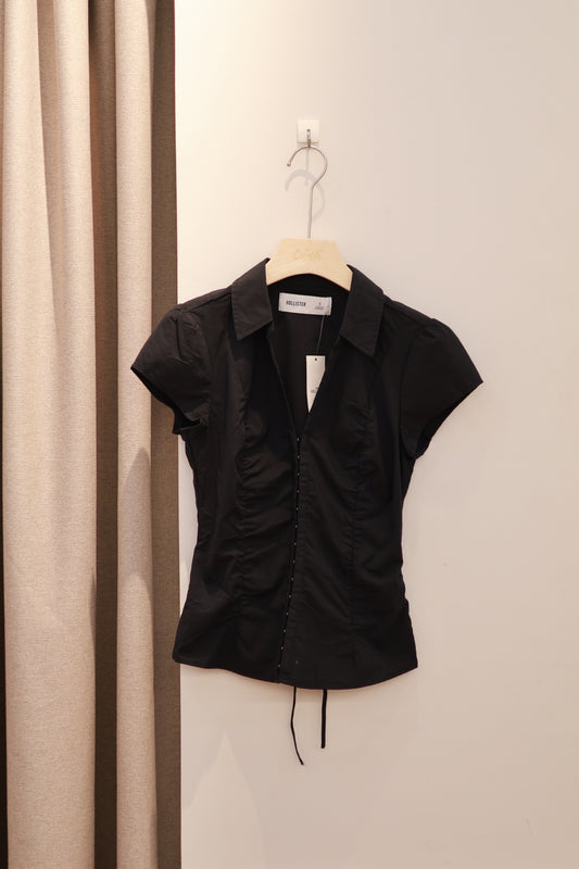HOLLISTER SHORT SLEEVE RUNCHED