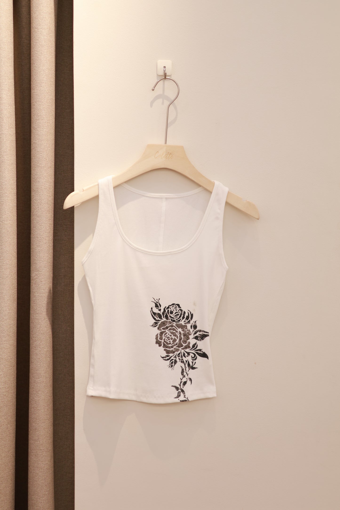 ROSE PRINT WHITE TANK TOP