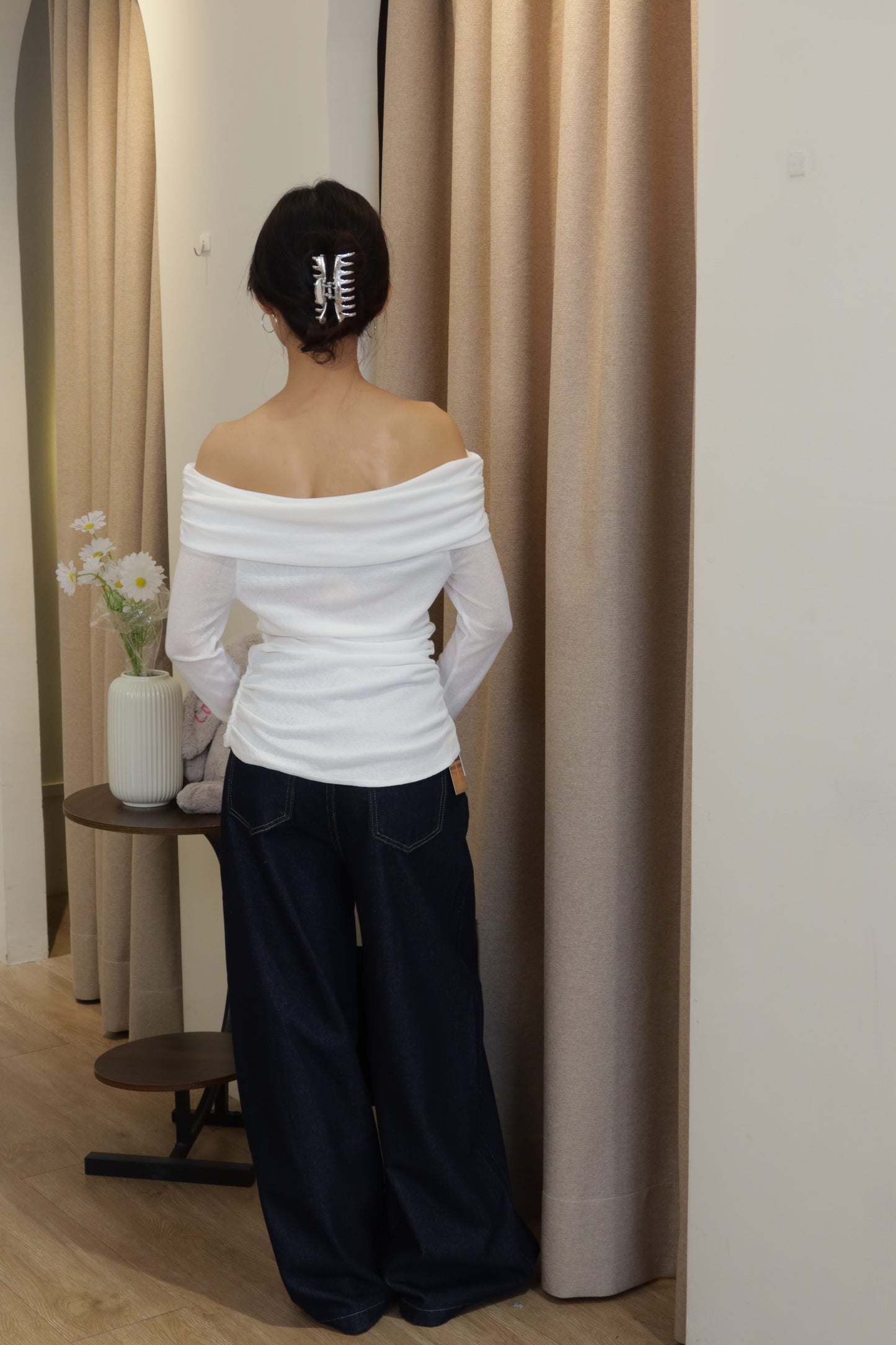 White mesh long sleeve off shoulder