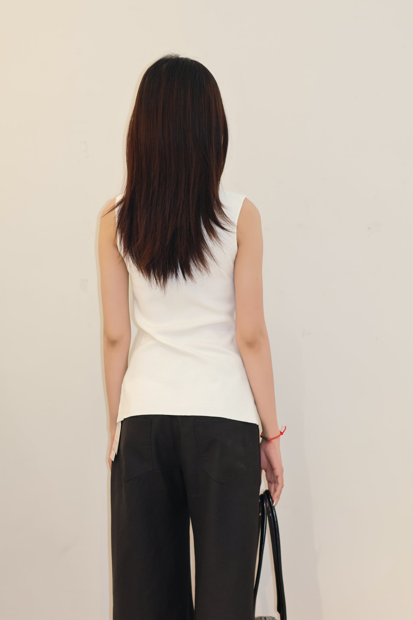 Square neck buttons tank top