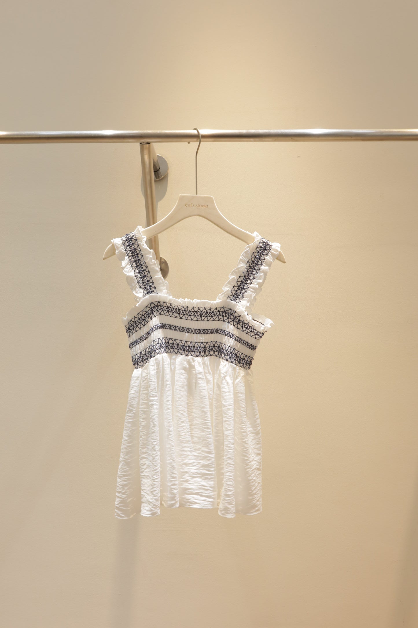 Zigzag design flowy top