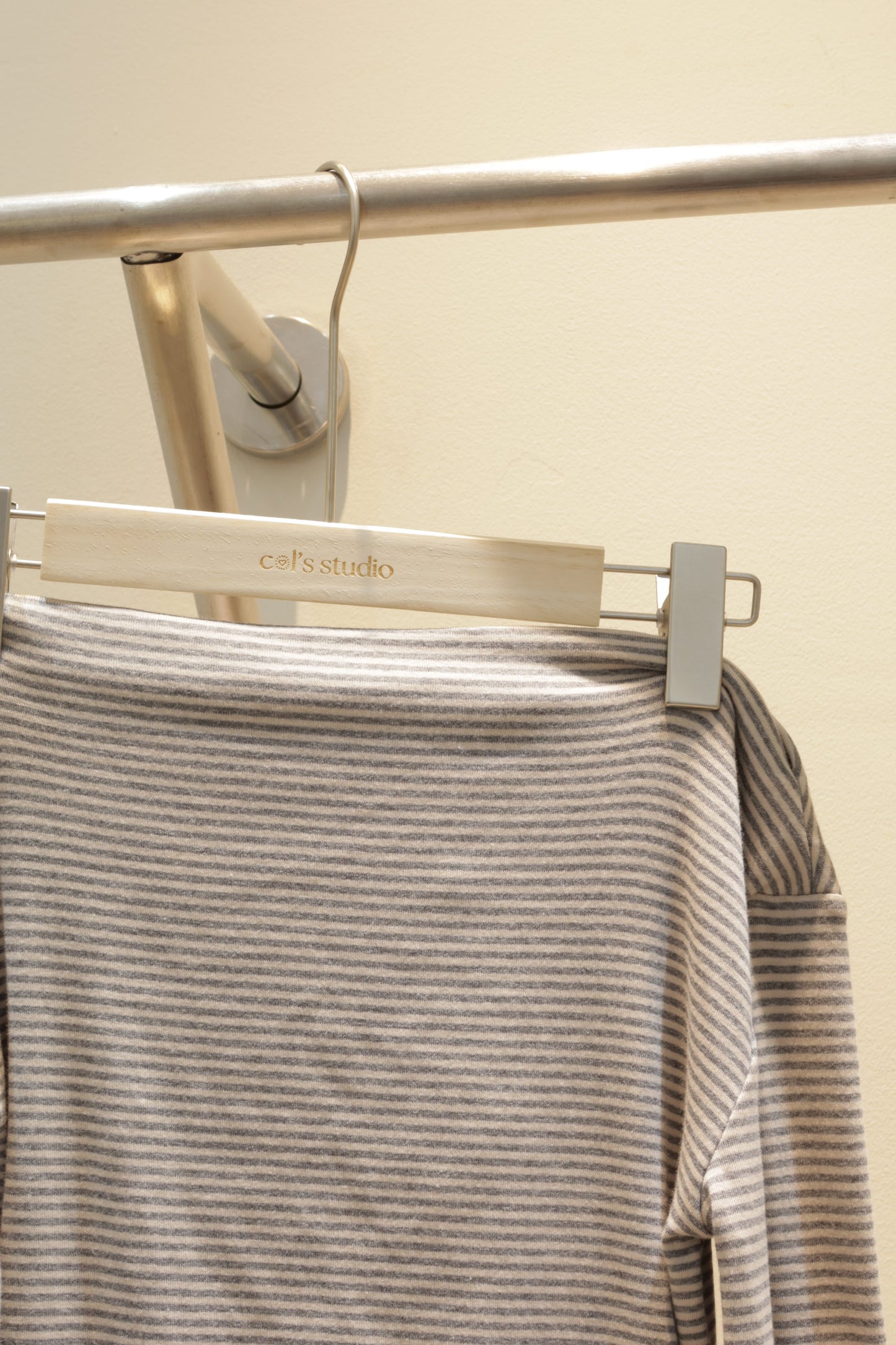 Boat neck long sleeve