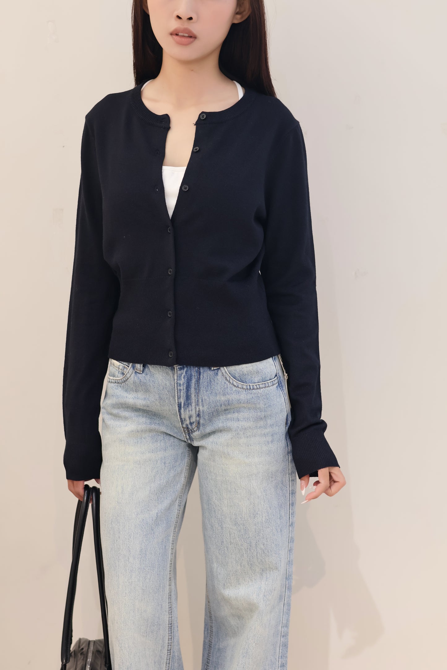 BLACK BASIC CARDIGAN