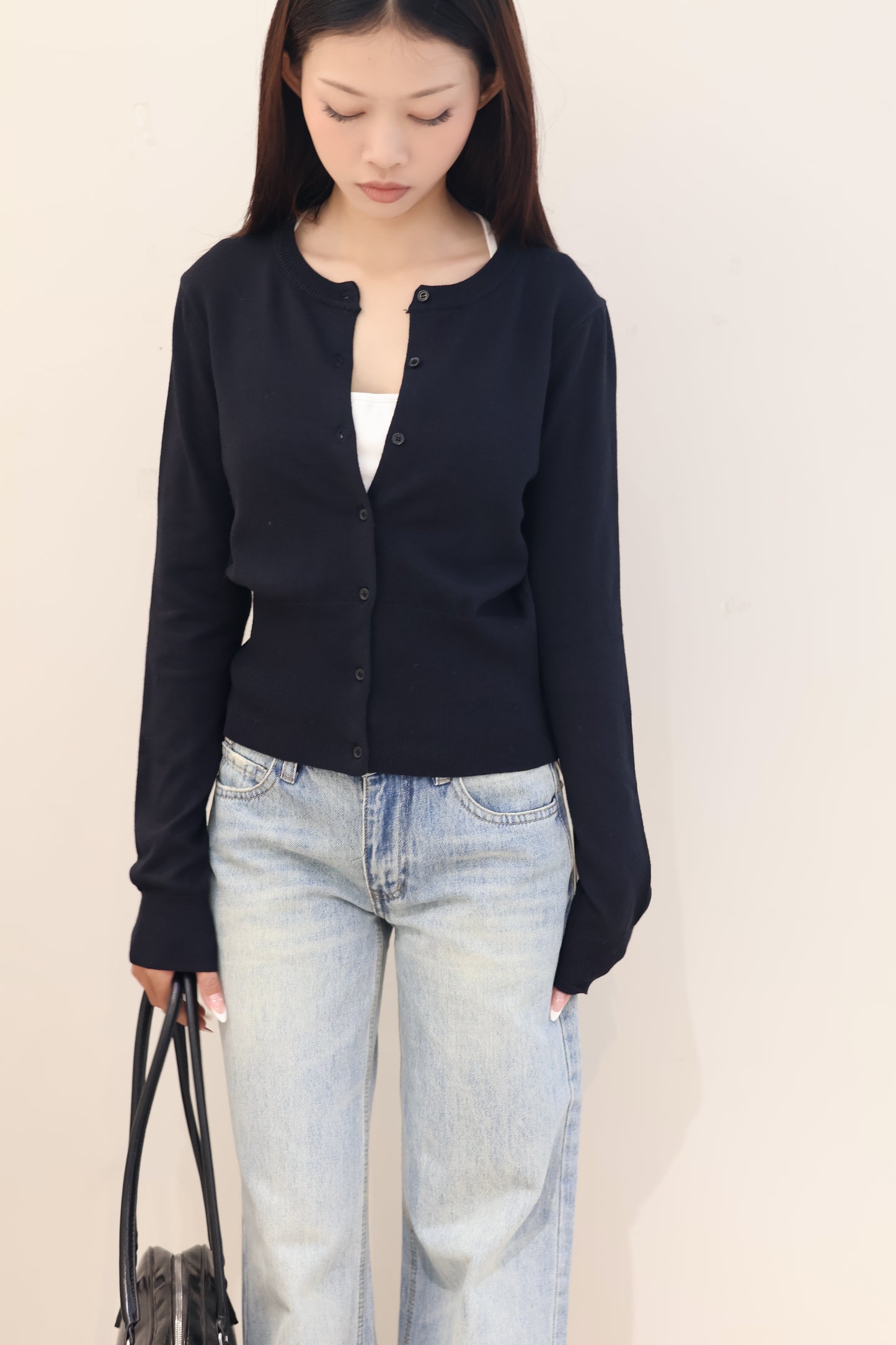 BLACK BASIC CARDIGAN
