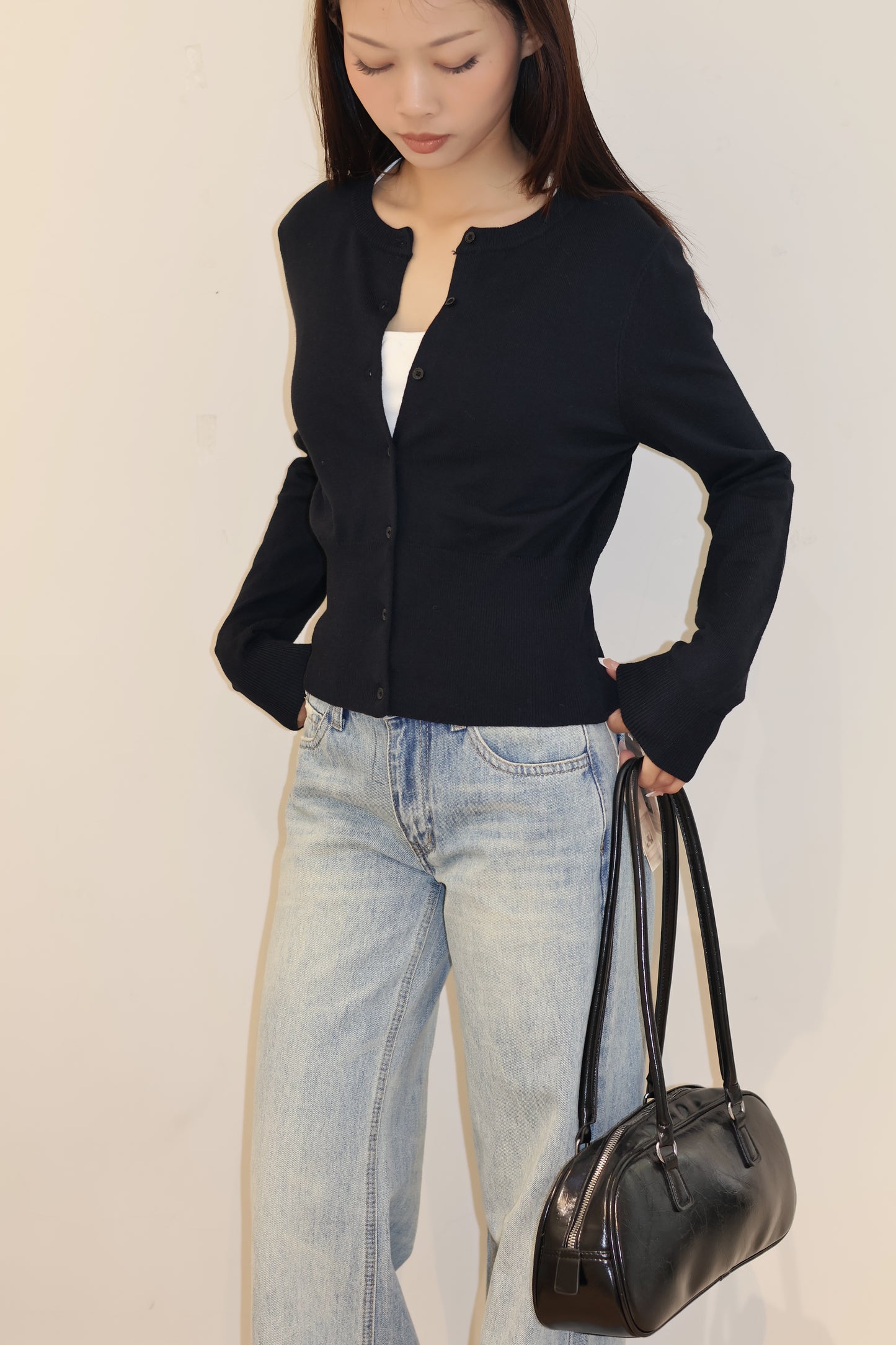 BLACK BASIC CARDIGAN