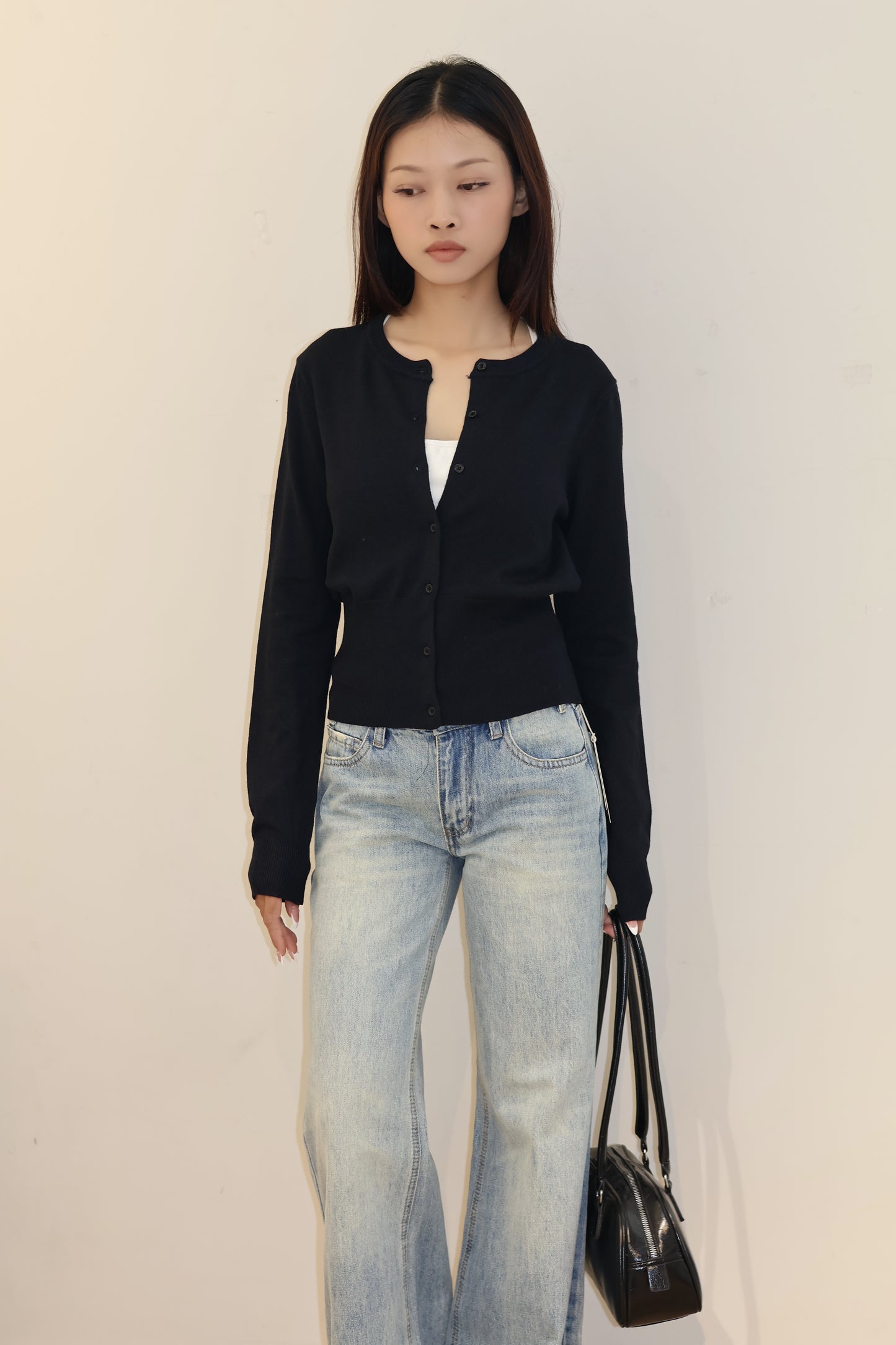 BLACK BASIC CARDIGAN