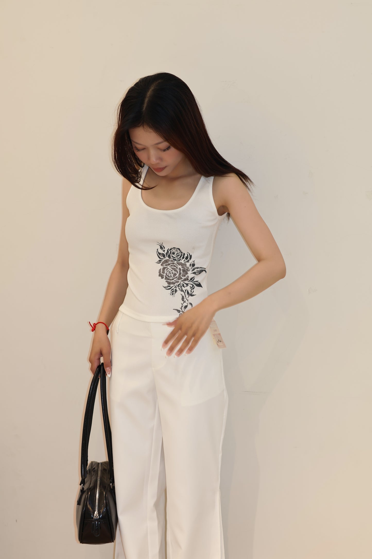 ROSE PRINT WHITE TANK TOP