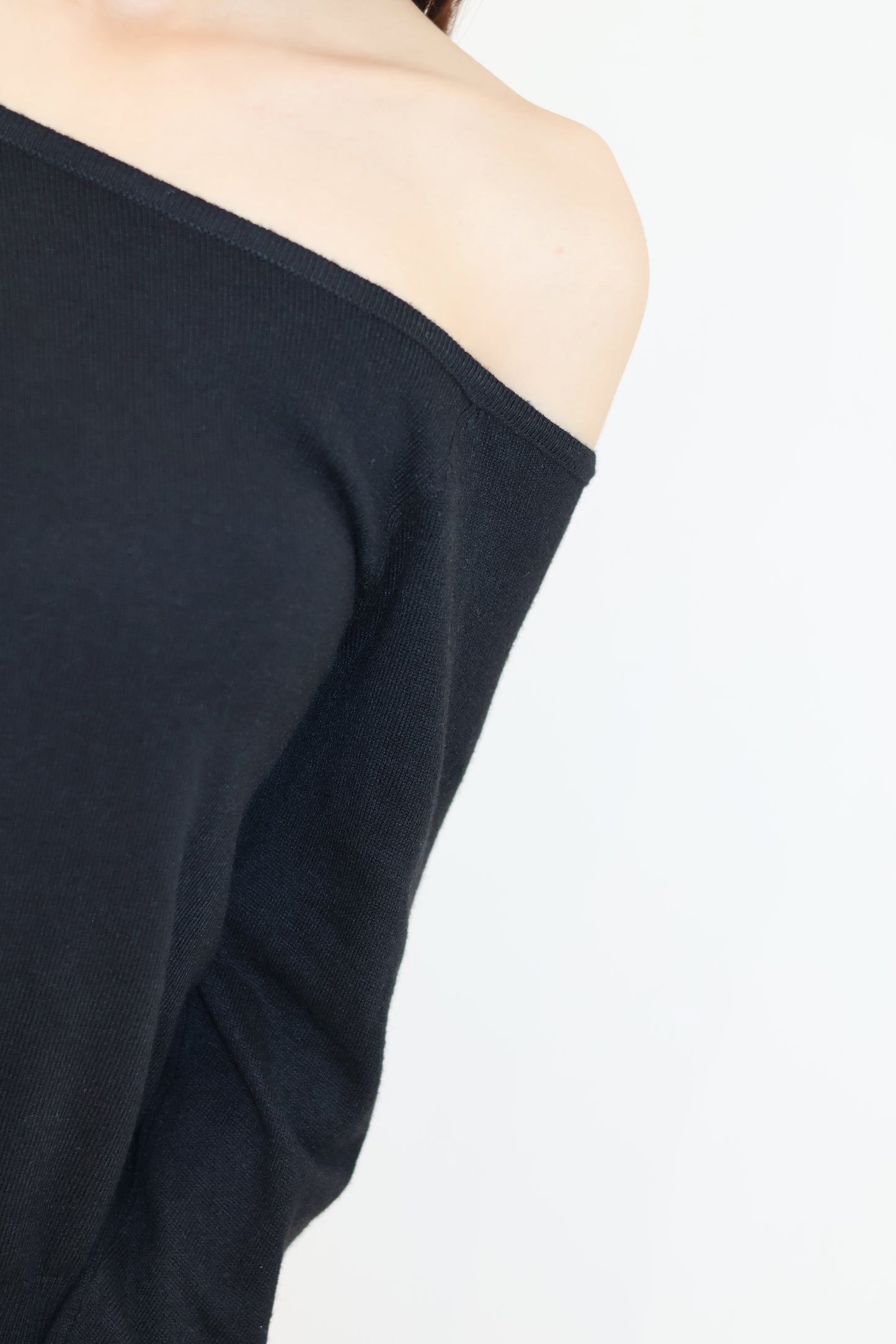 HALF SHOULDER WAIST CINCH TOP
