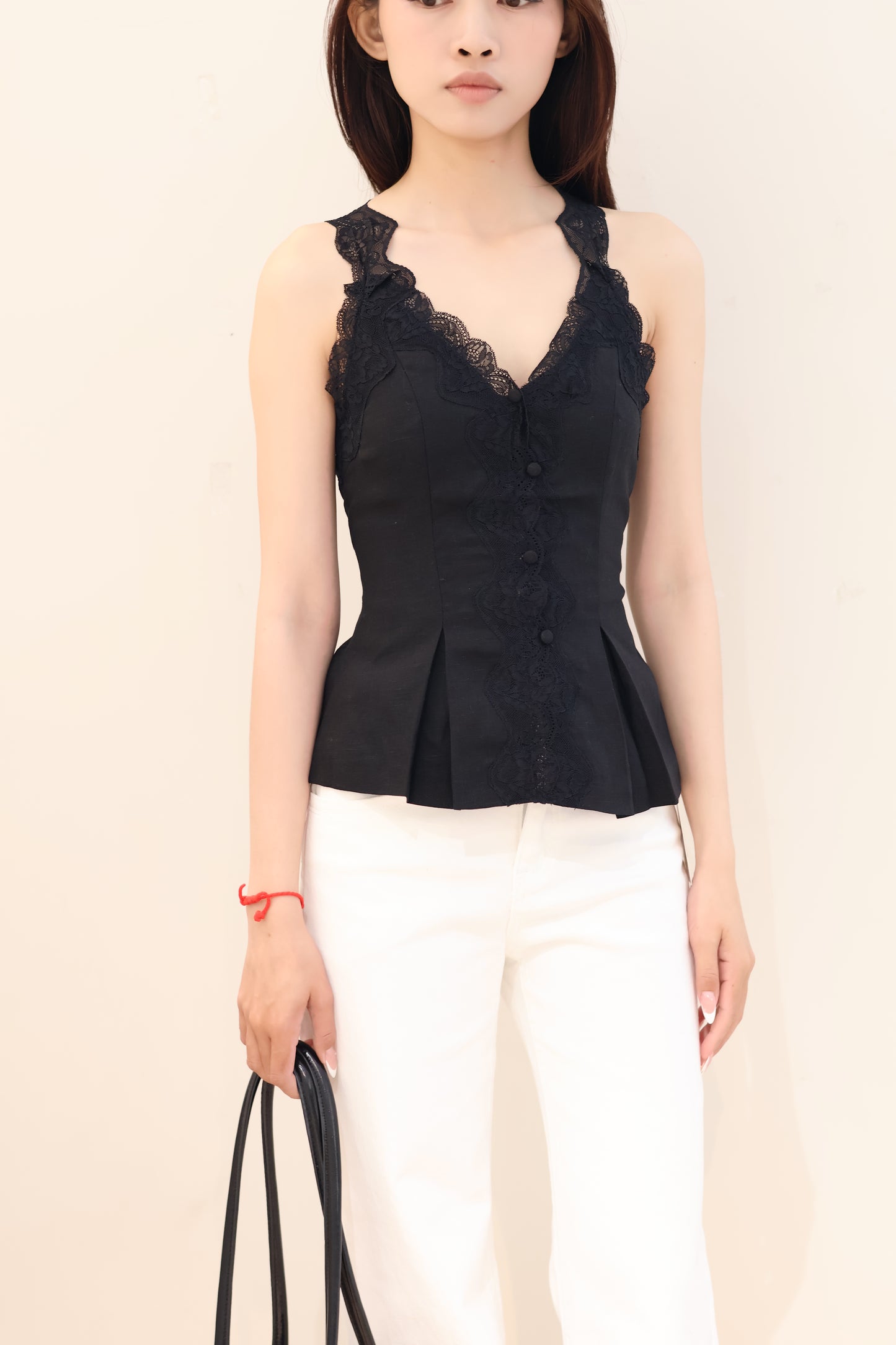 FLOWY LACE V CUT TOP