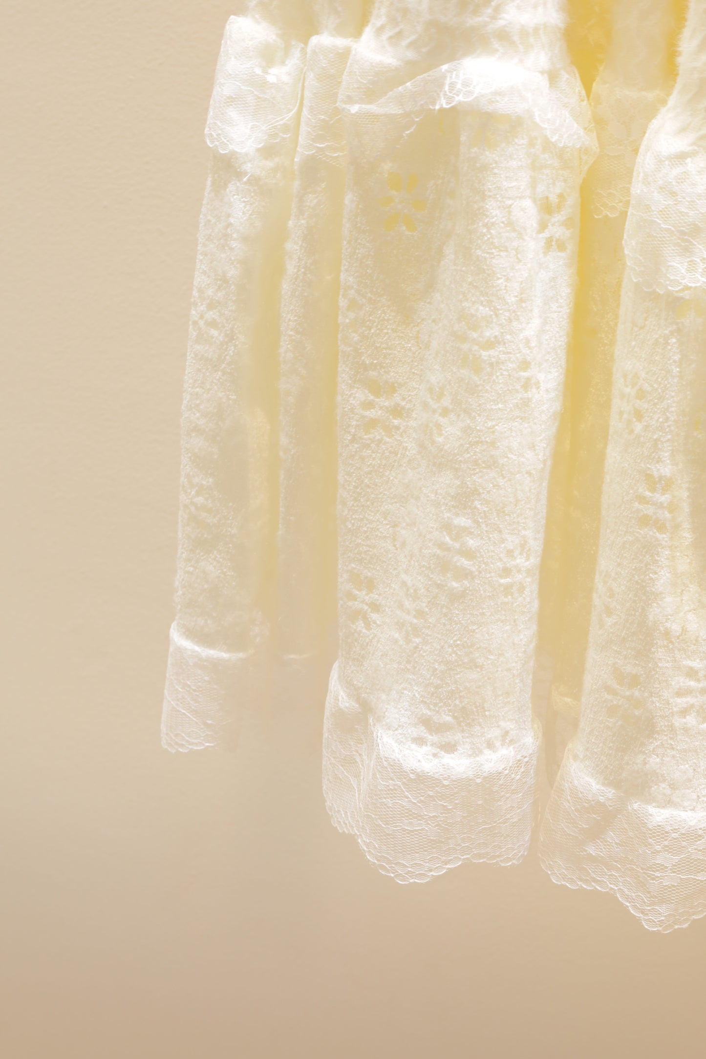 CREAM LONG SKIRT