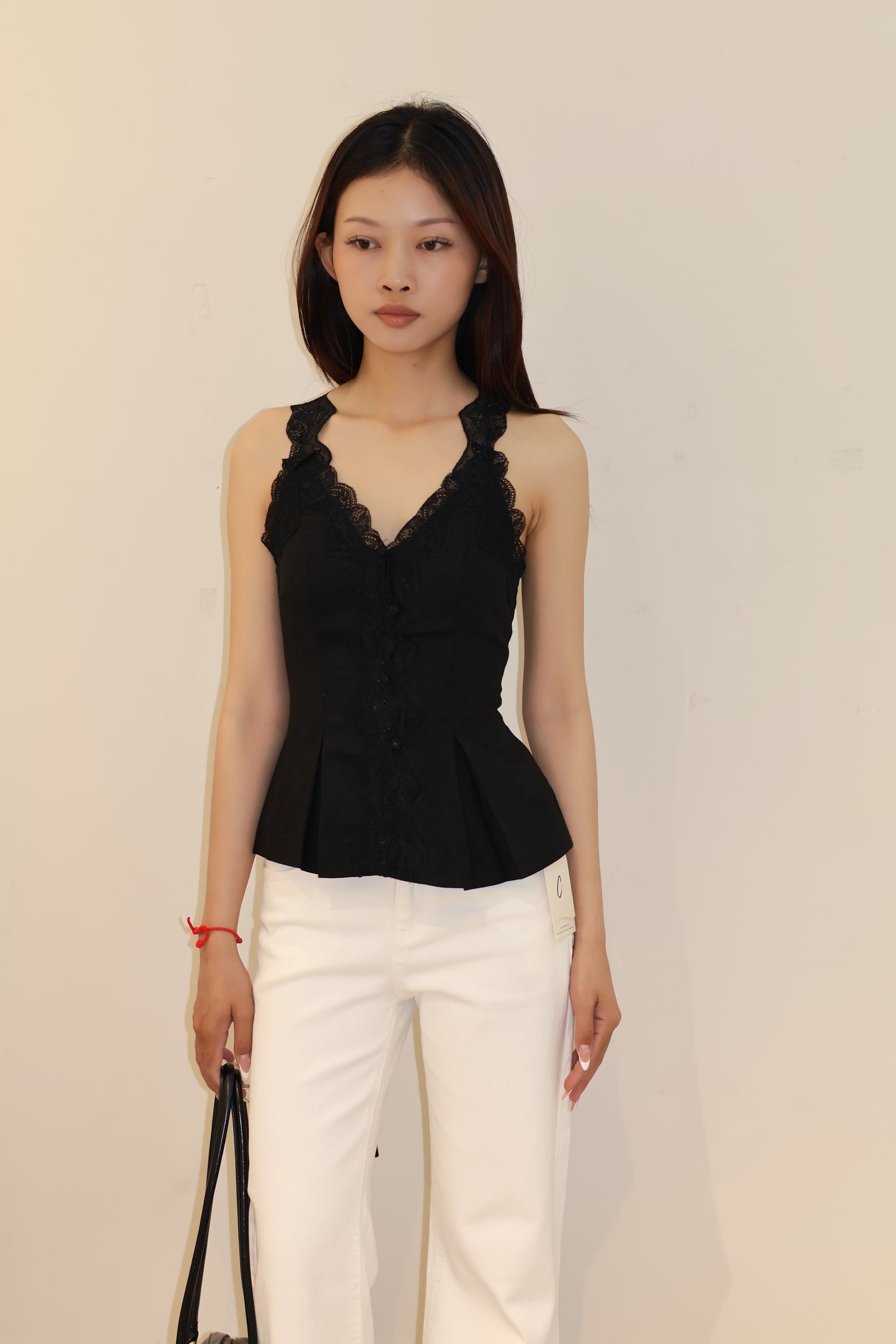 FLOWY LACE V CUT TOP