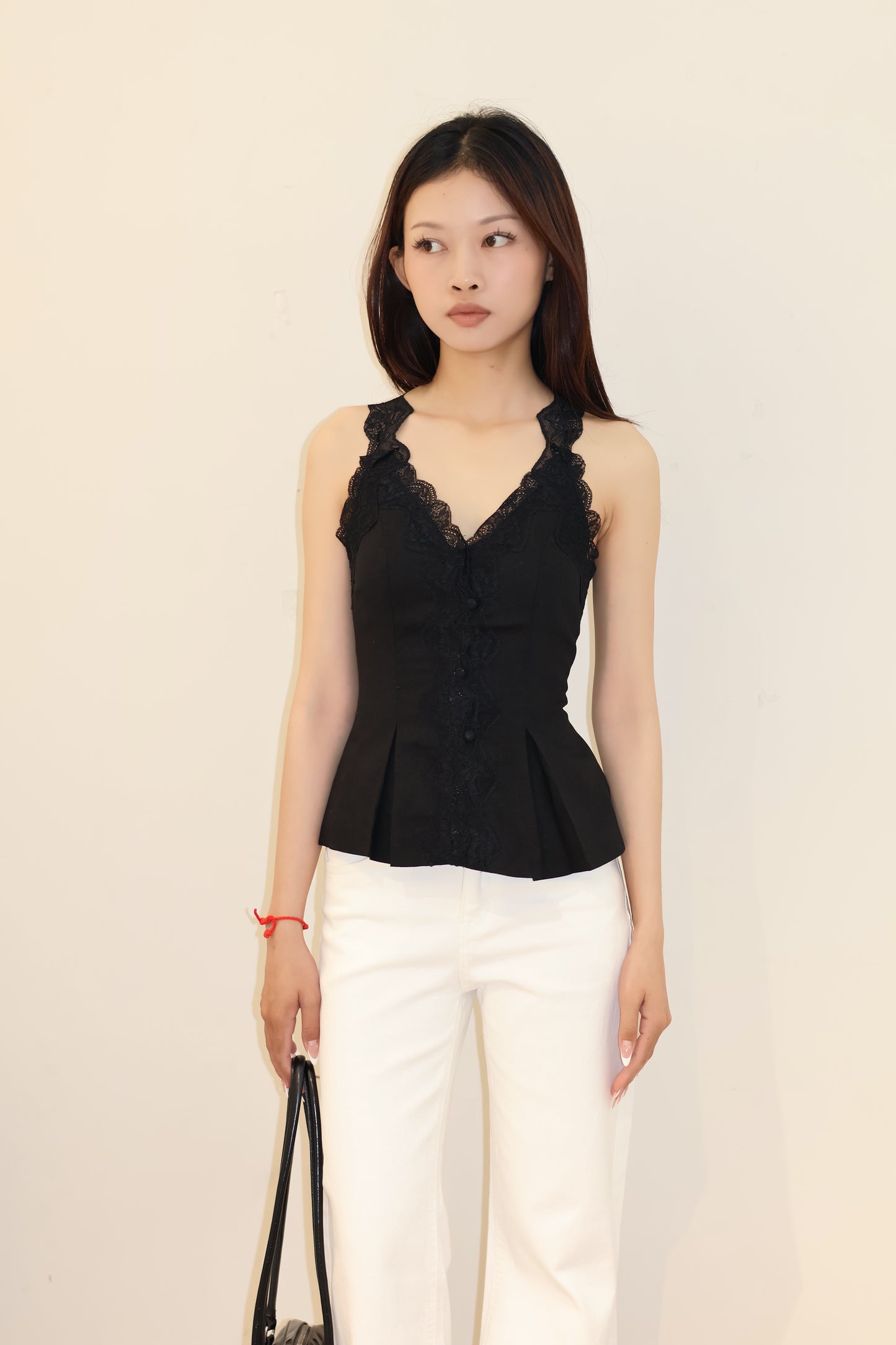 FLOWY LACE V CUT TOP