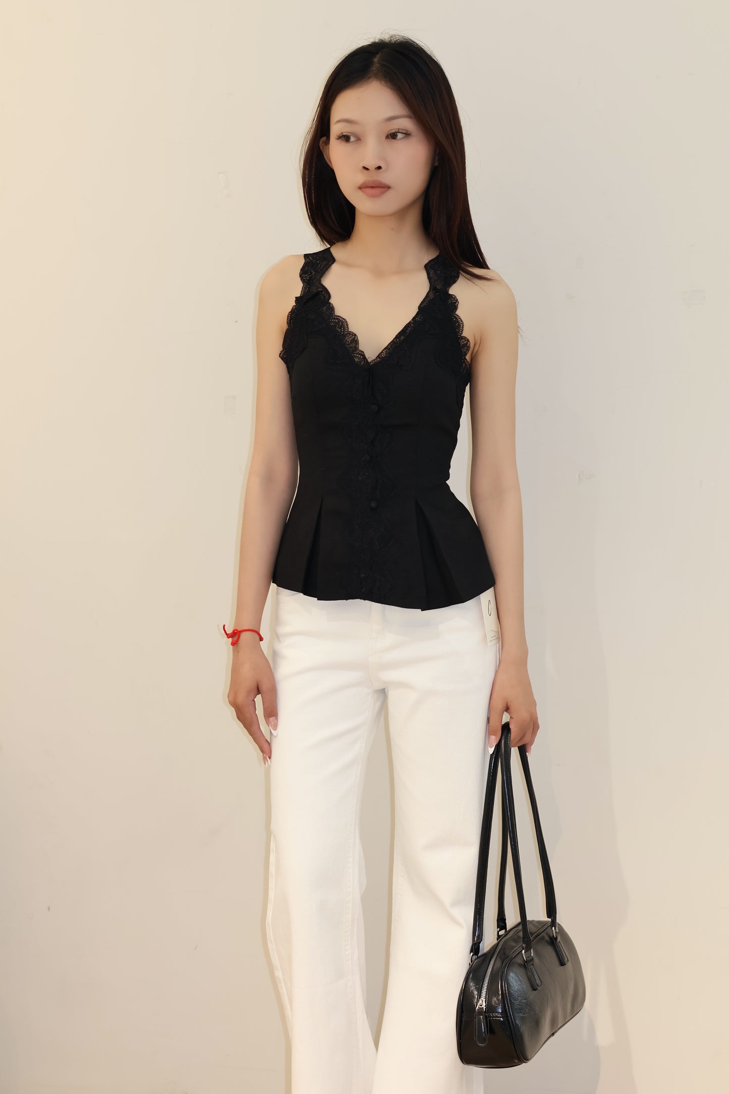 FLOWY LACE V CUT TOP