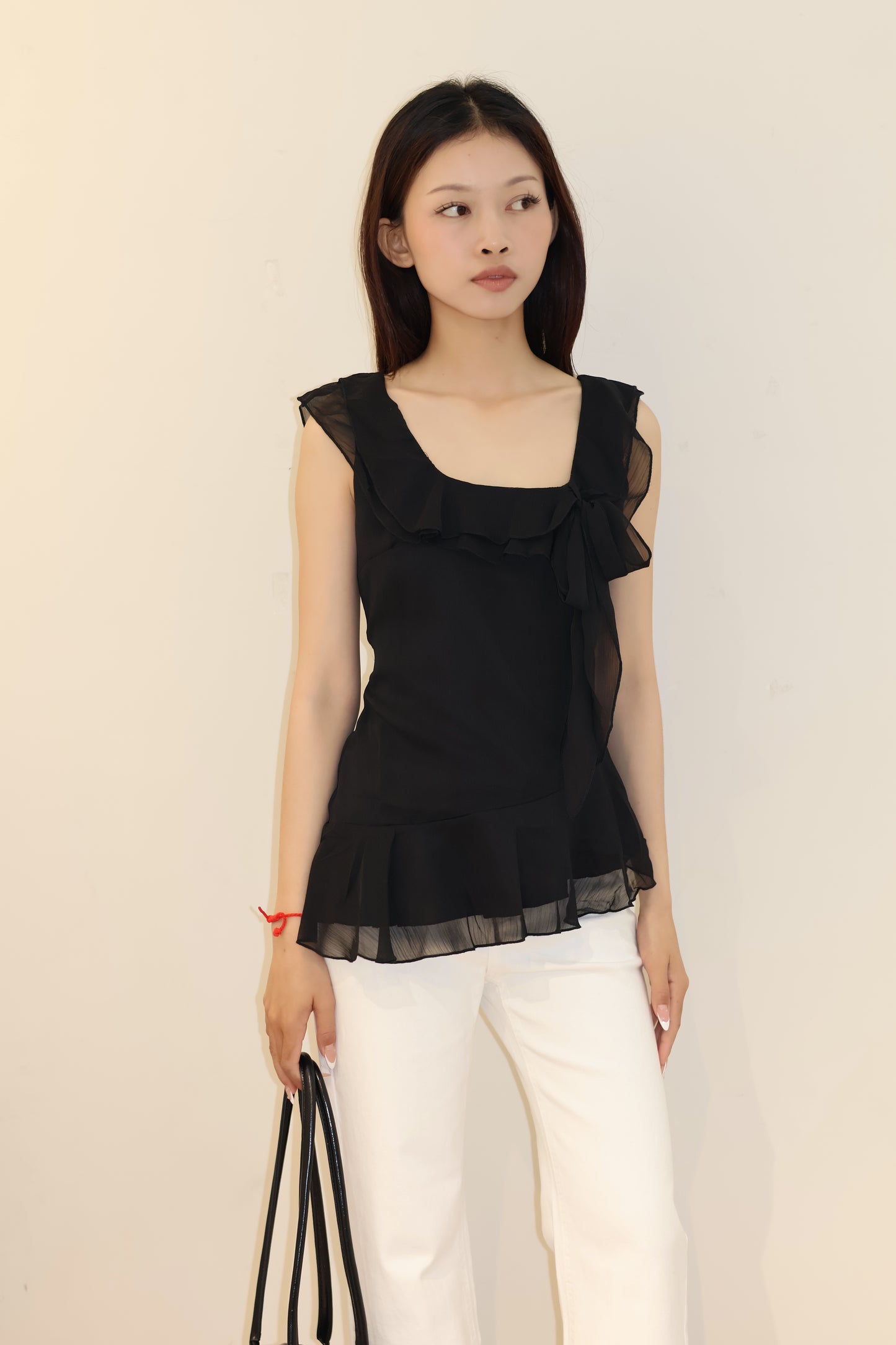 Square neck ruffled flowy top