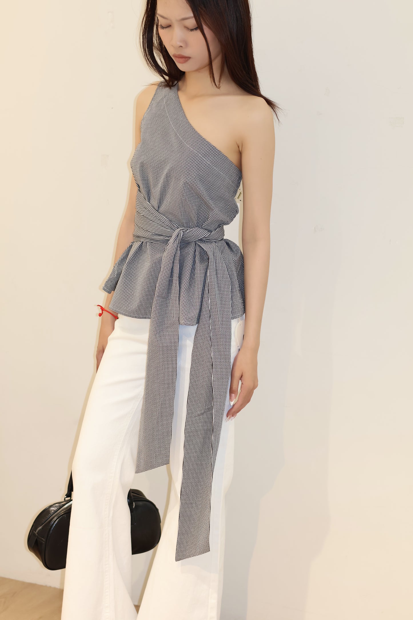 Gray half shoulder side tie deisgn