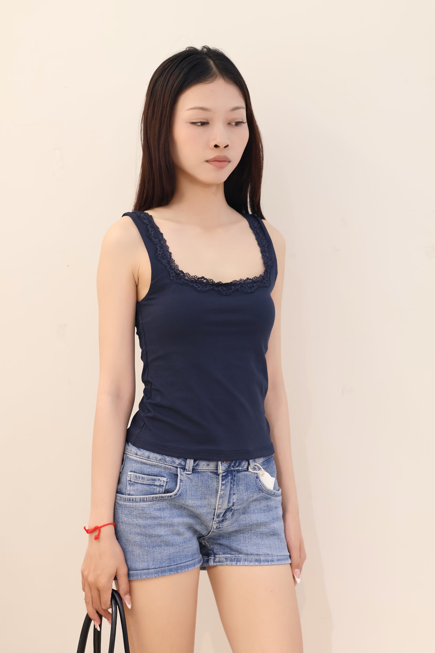 SUBDUED LACE TANK TOP