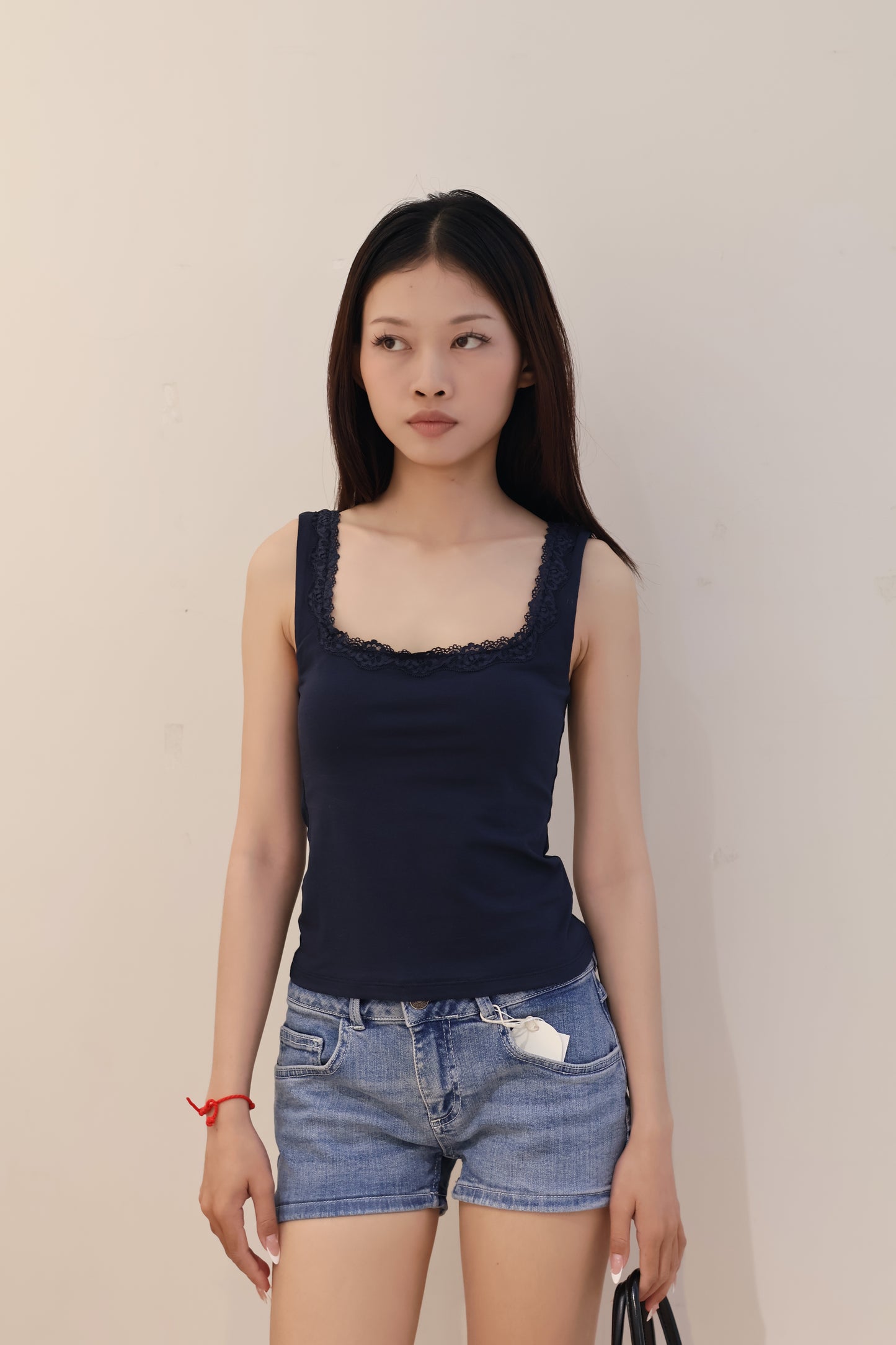 SUBDUED LACE TANK TOP