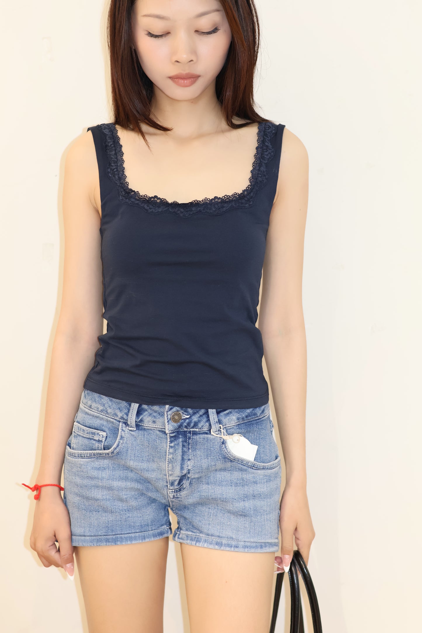 SUBDUED LACE TANK TOP