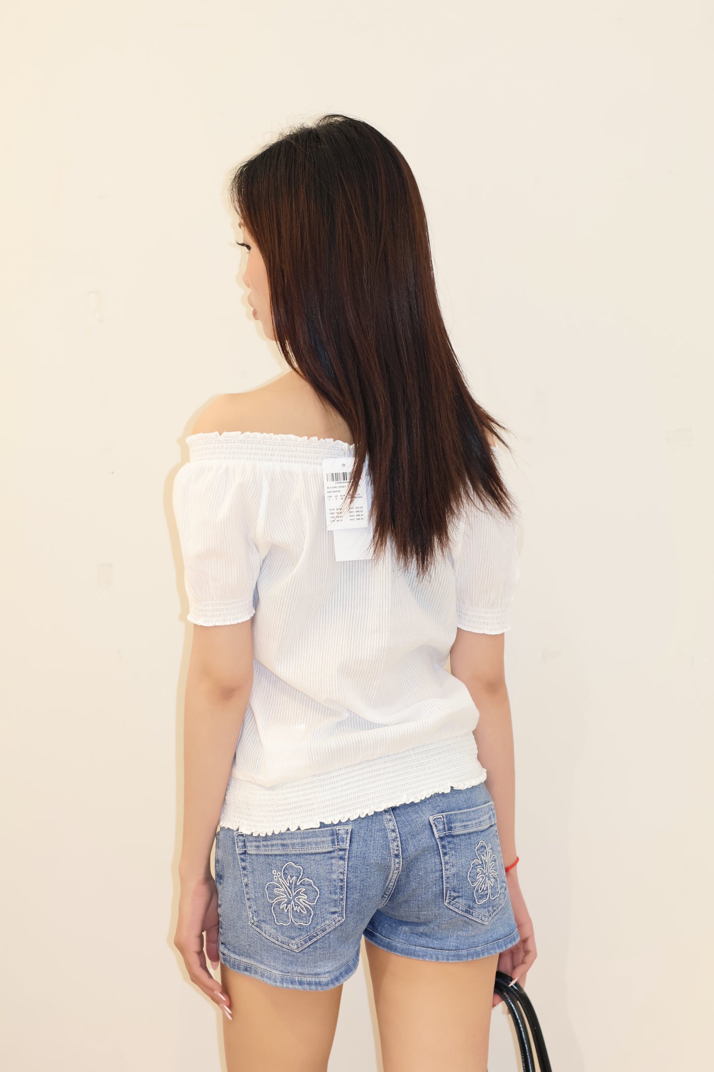 SUBDUED FLOWER SHORTS