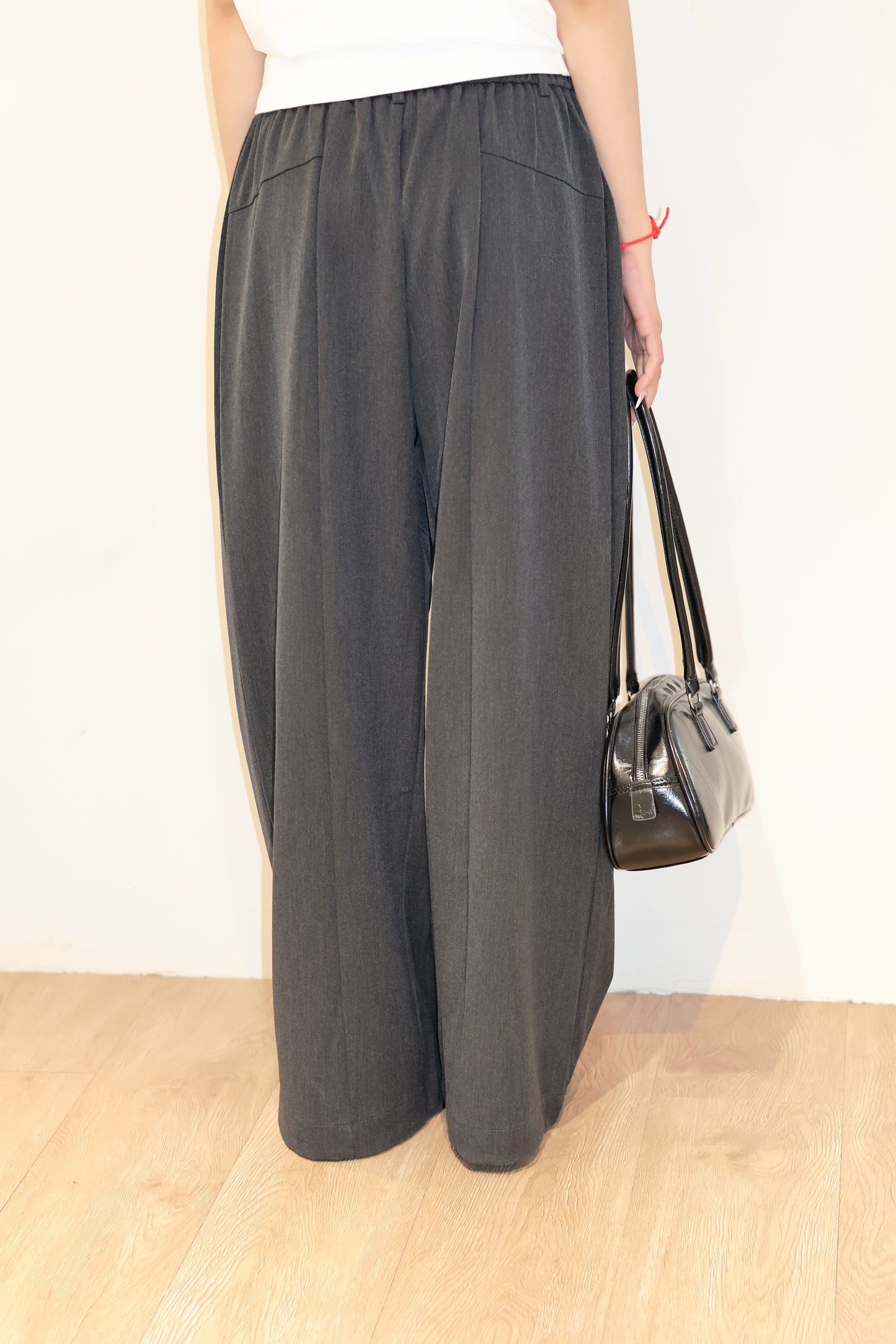 GRAY BUTTONS LINED TROUSERS