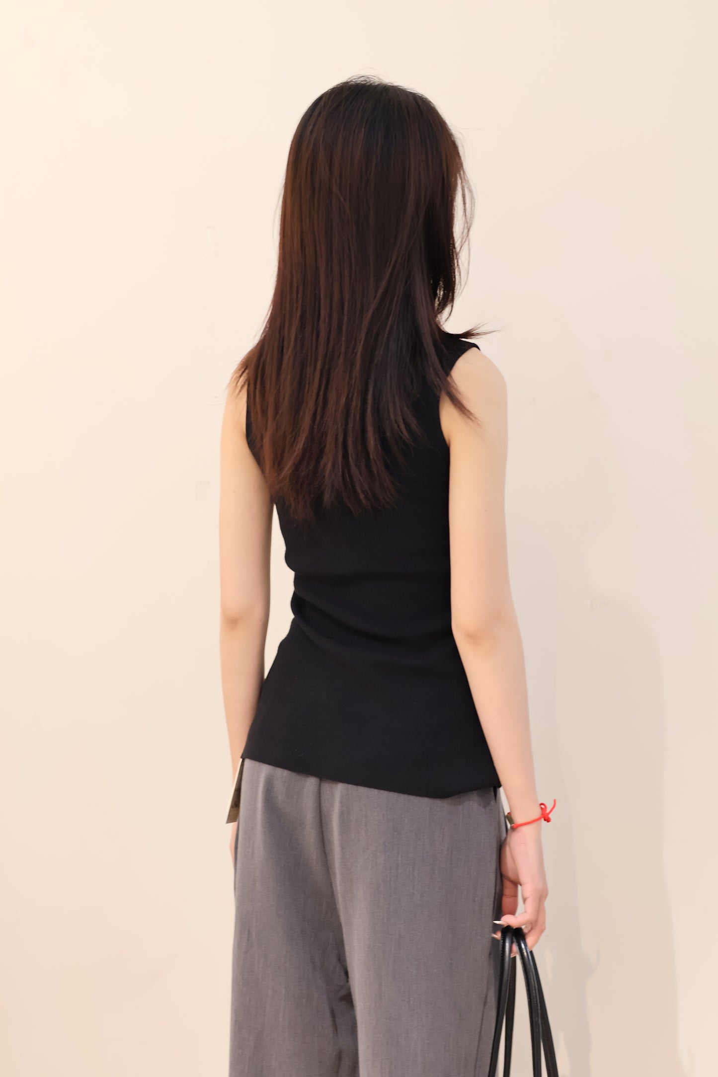 Square neck buttons tank top