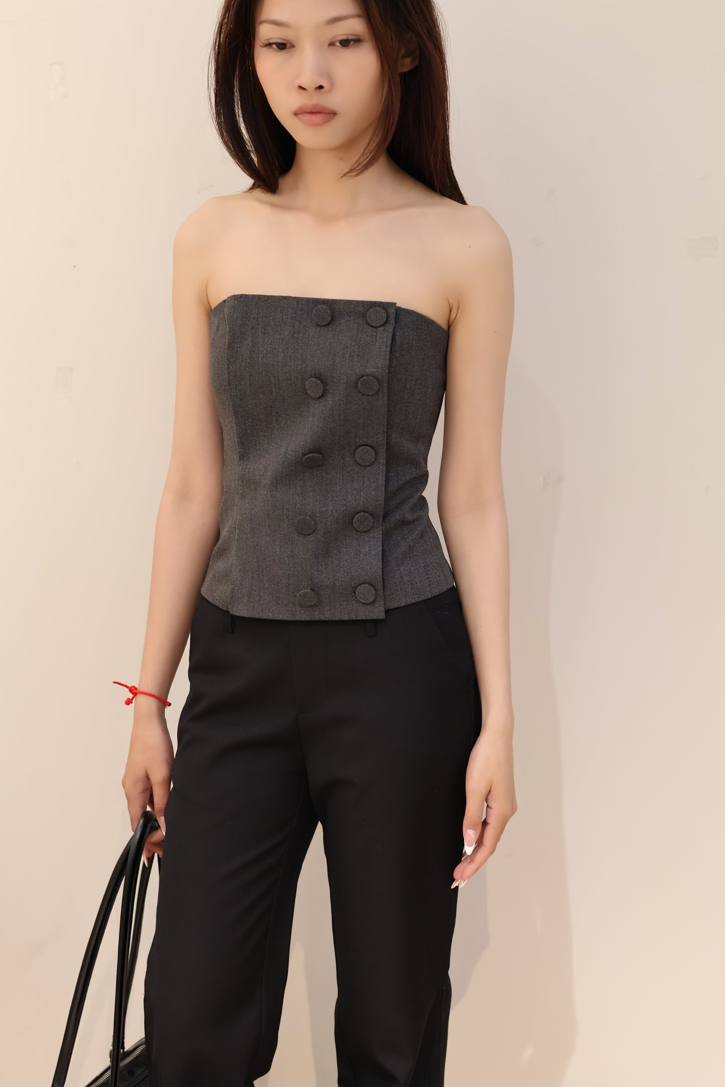 GRAY TUBE BUTTONS TOP