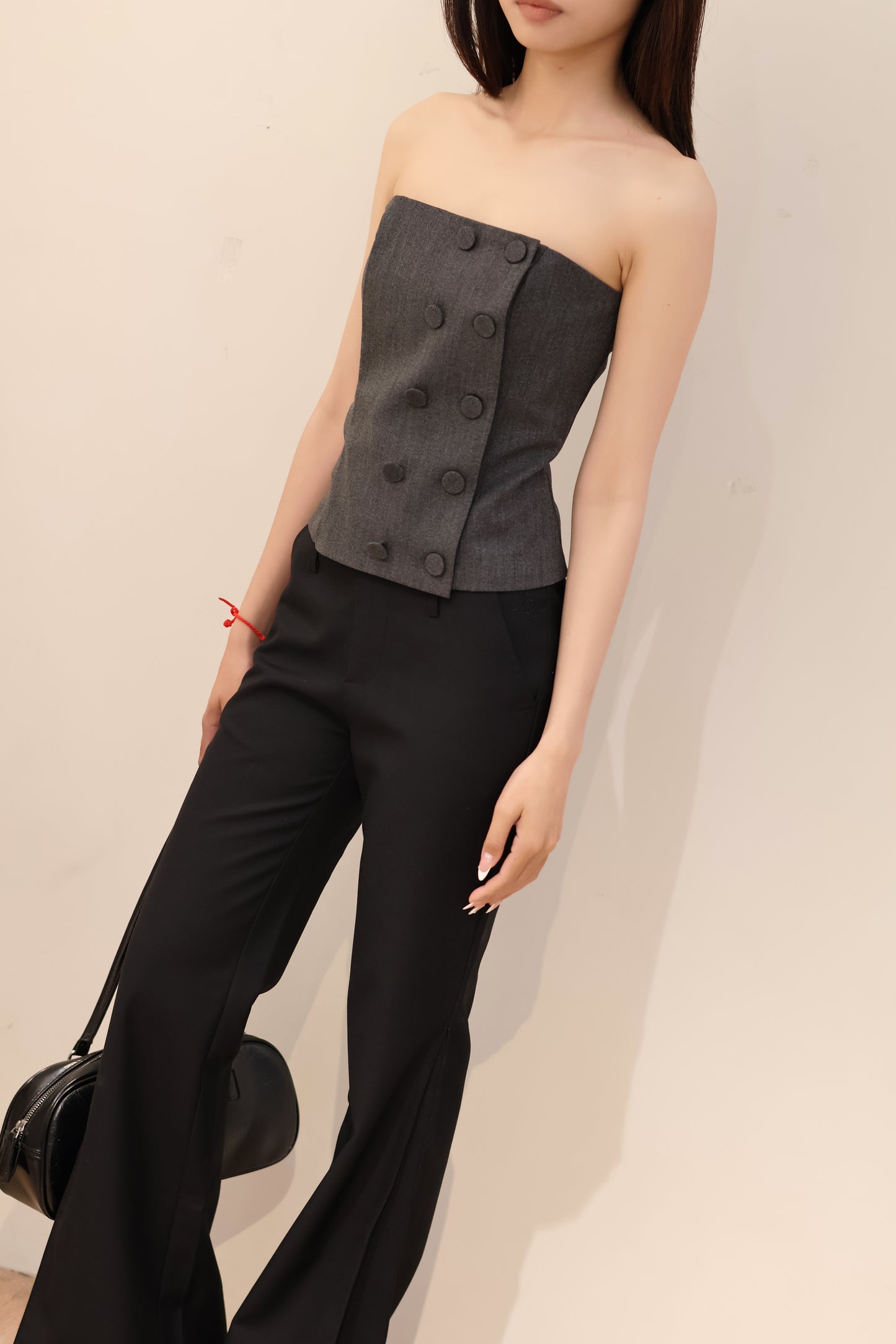 GRAY TUBE BUTTONS TOP